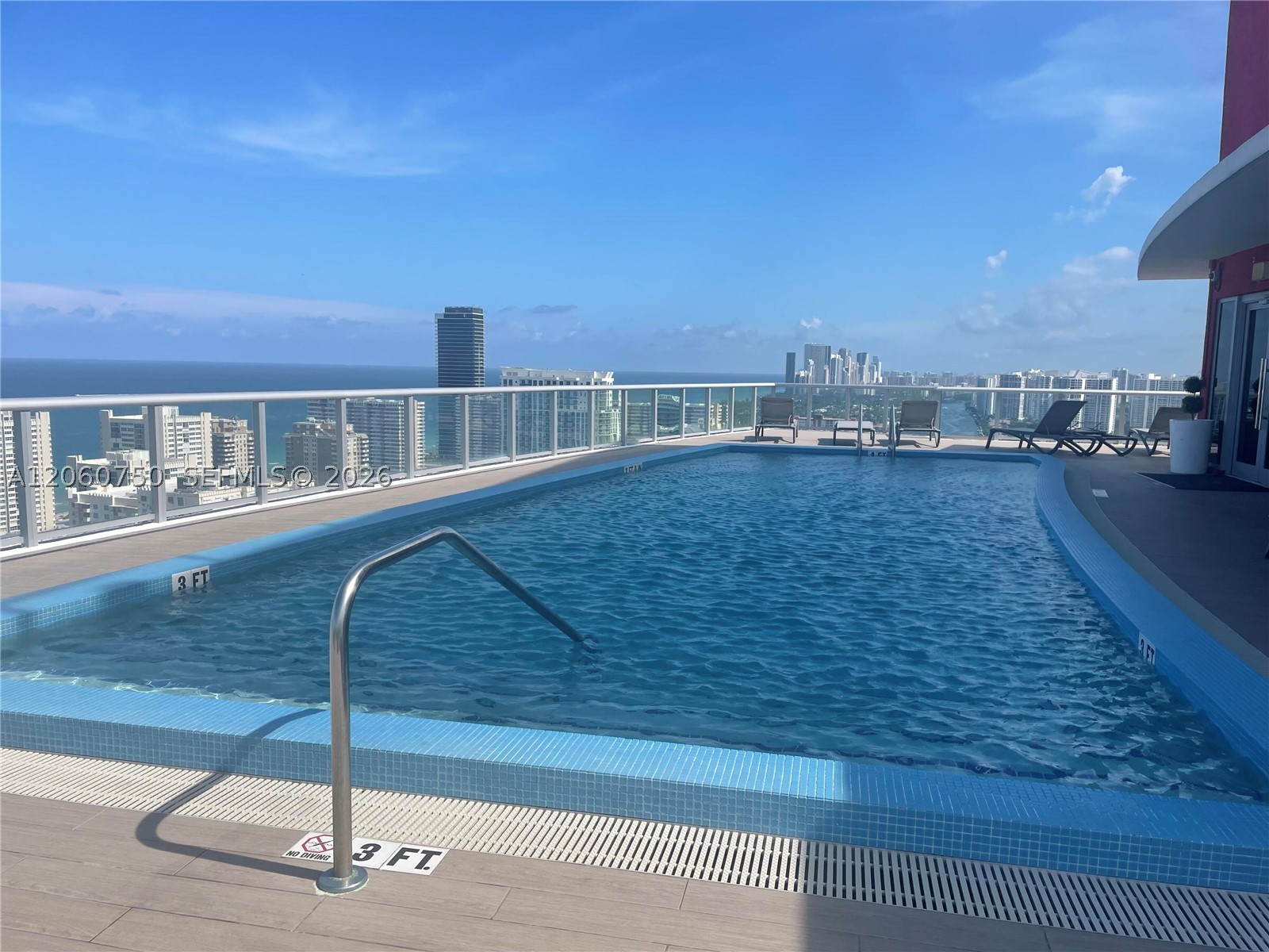 image Beachwalk Condominium19