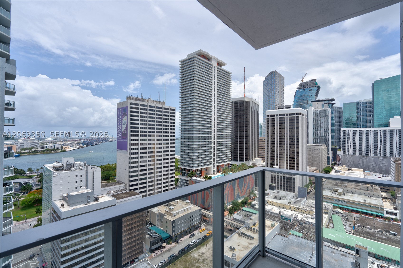 227 NE 2nd St #2500