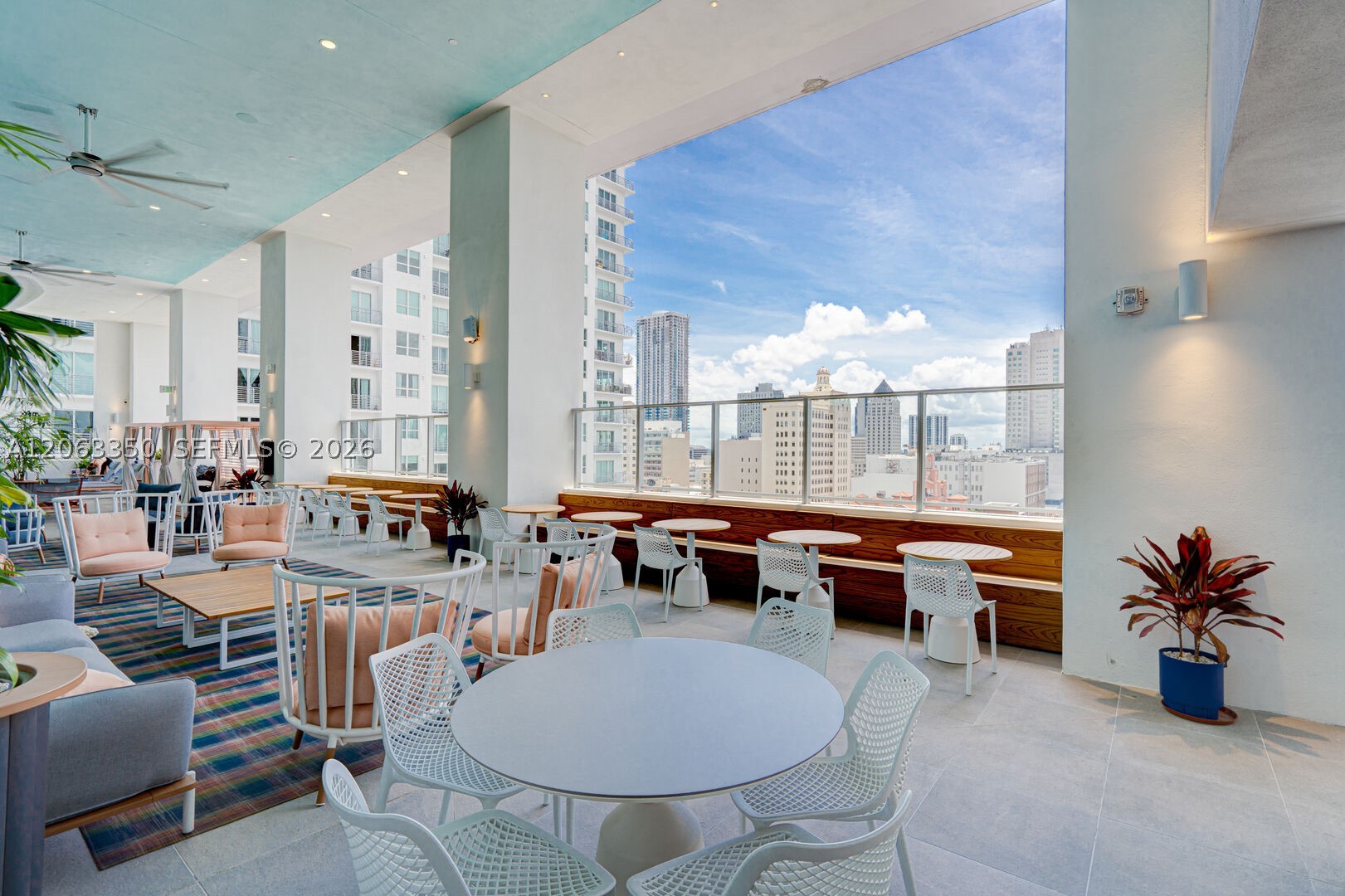 227 NE 2nd St #2500 Miami, FL 33132
