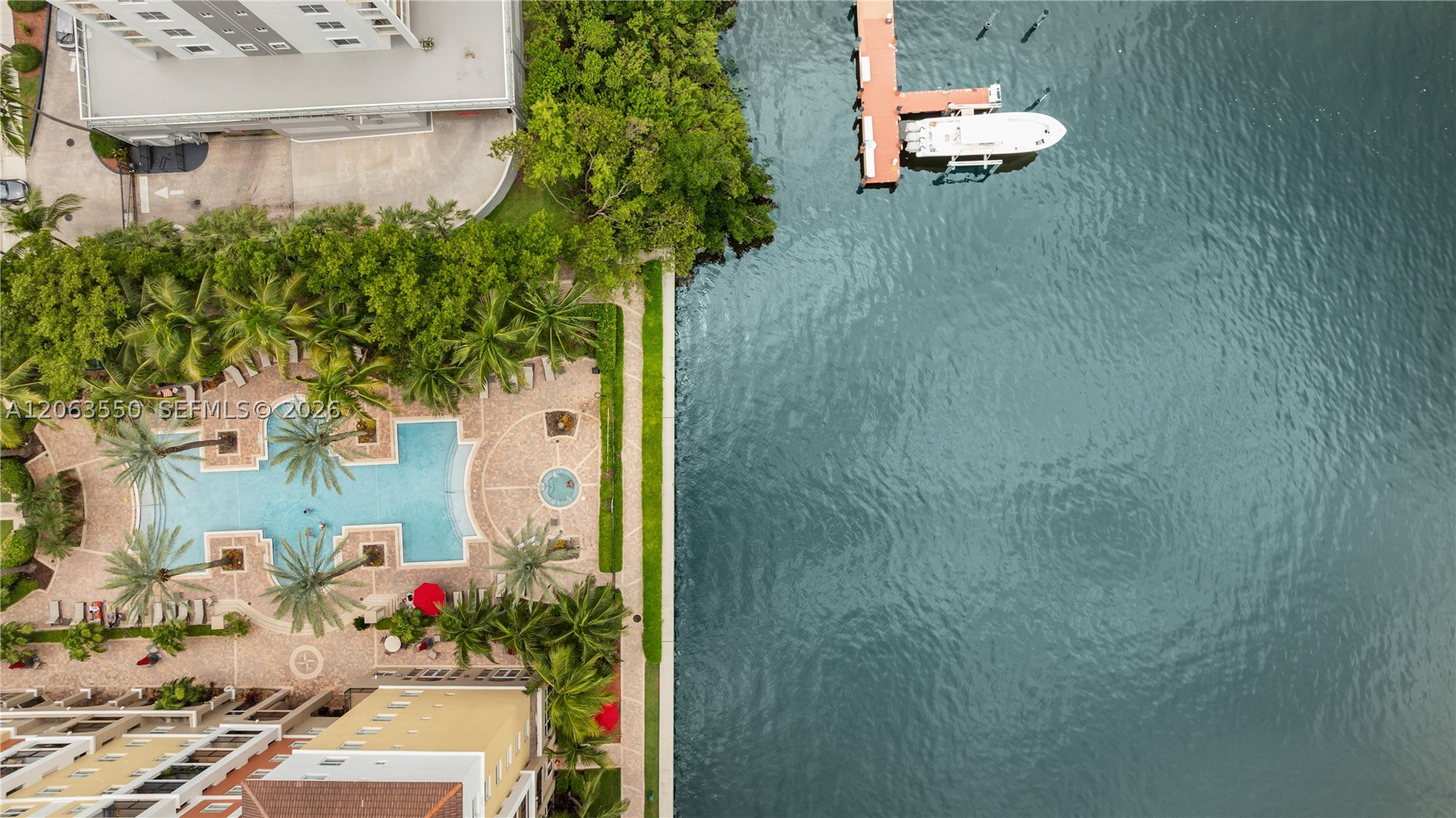 image Porto Bellagio Condo34