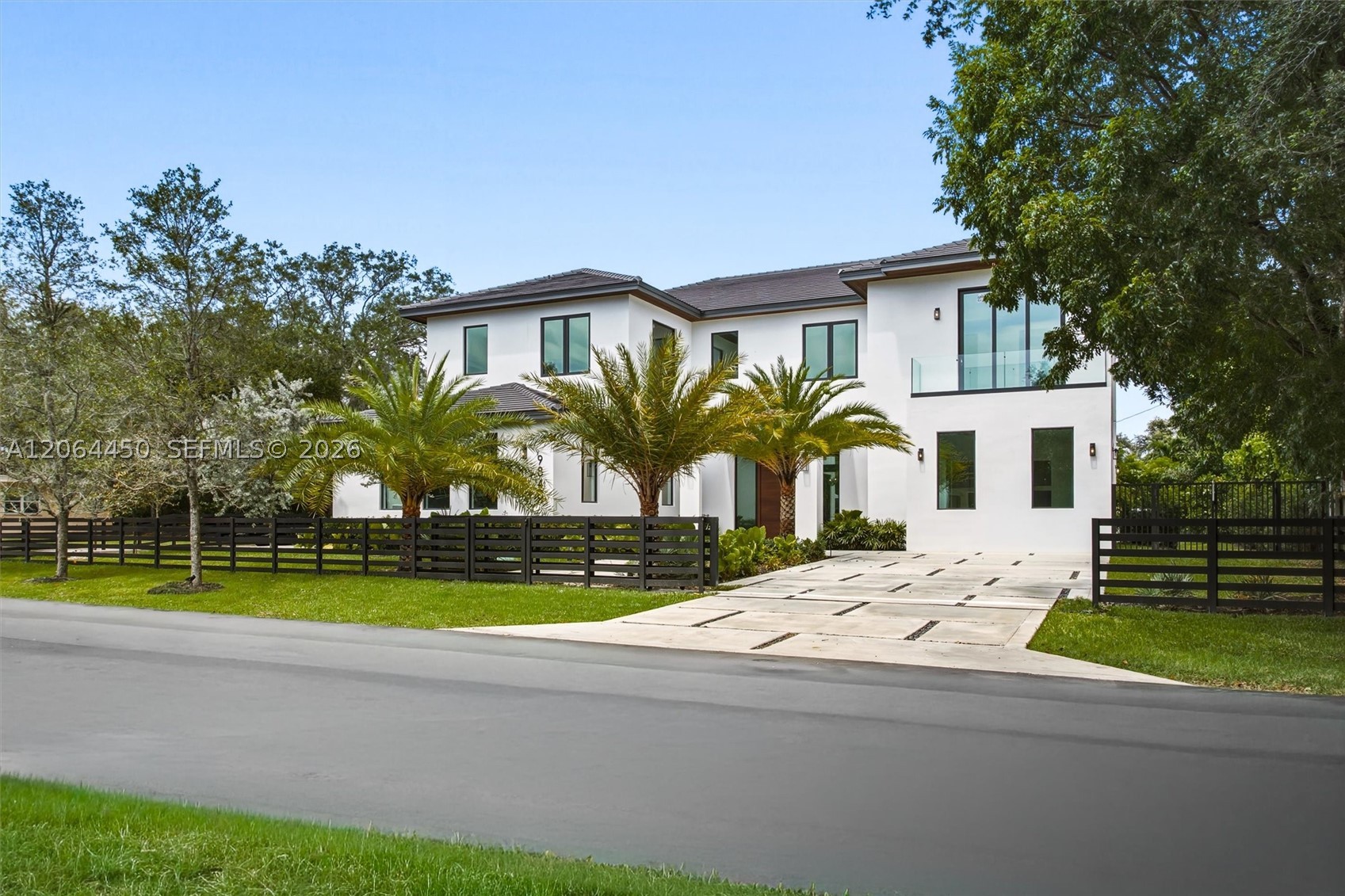 9840 SW 73rd Ct Pinecrest, FL 33156