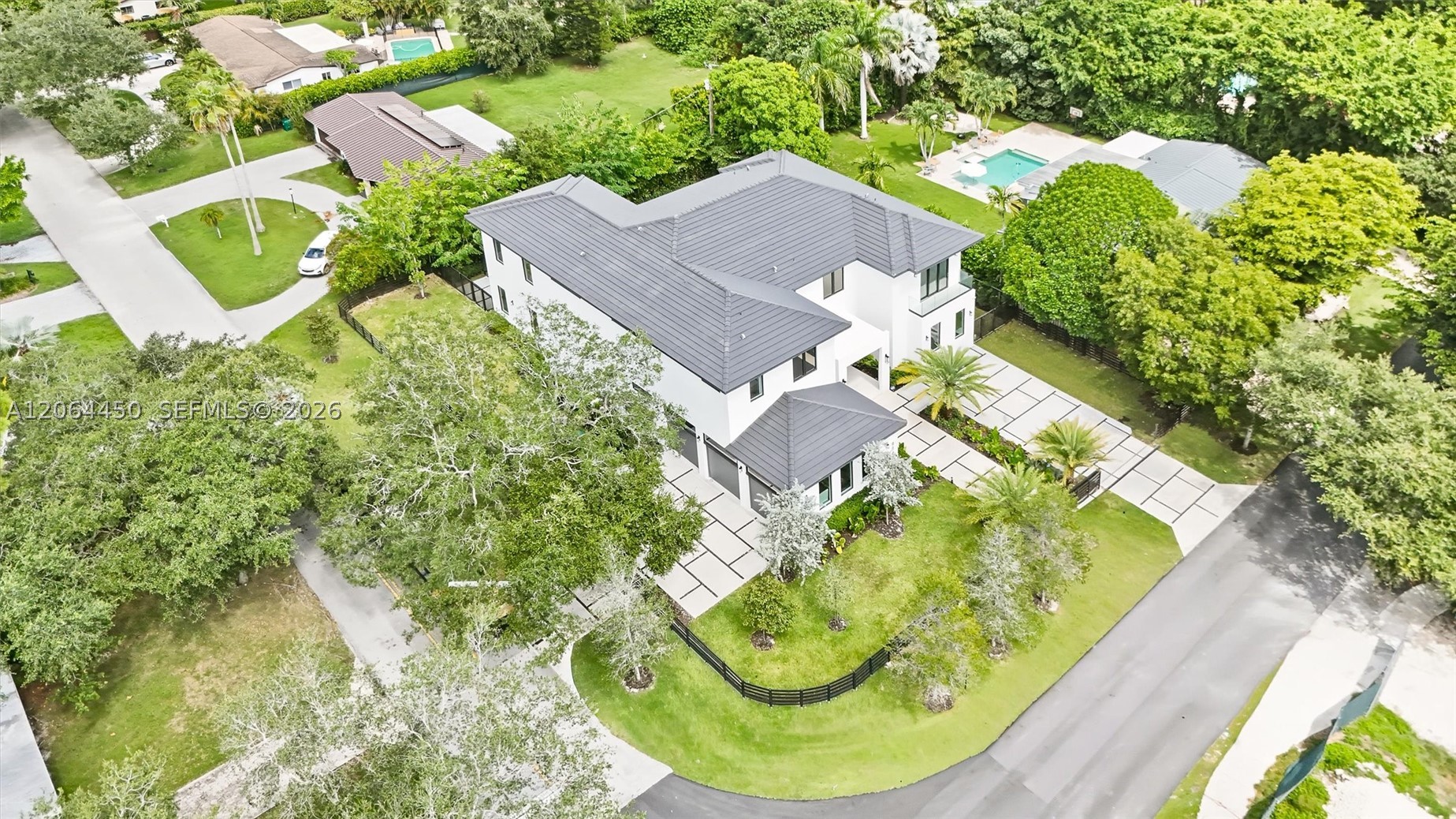 9840 SW 73rd Ct Pinecrest, FL 33156