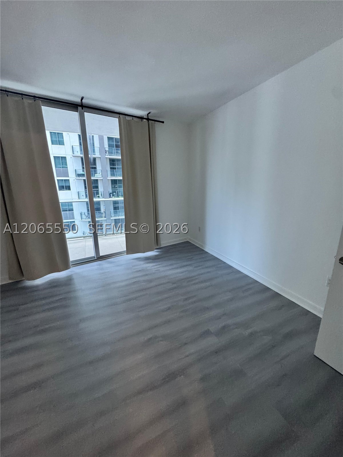 image Brickell Ten9