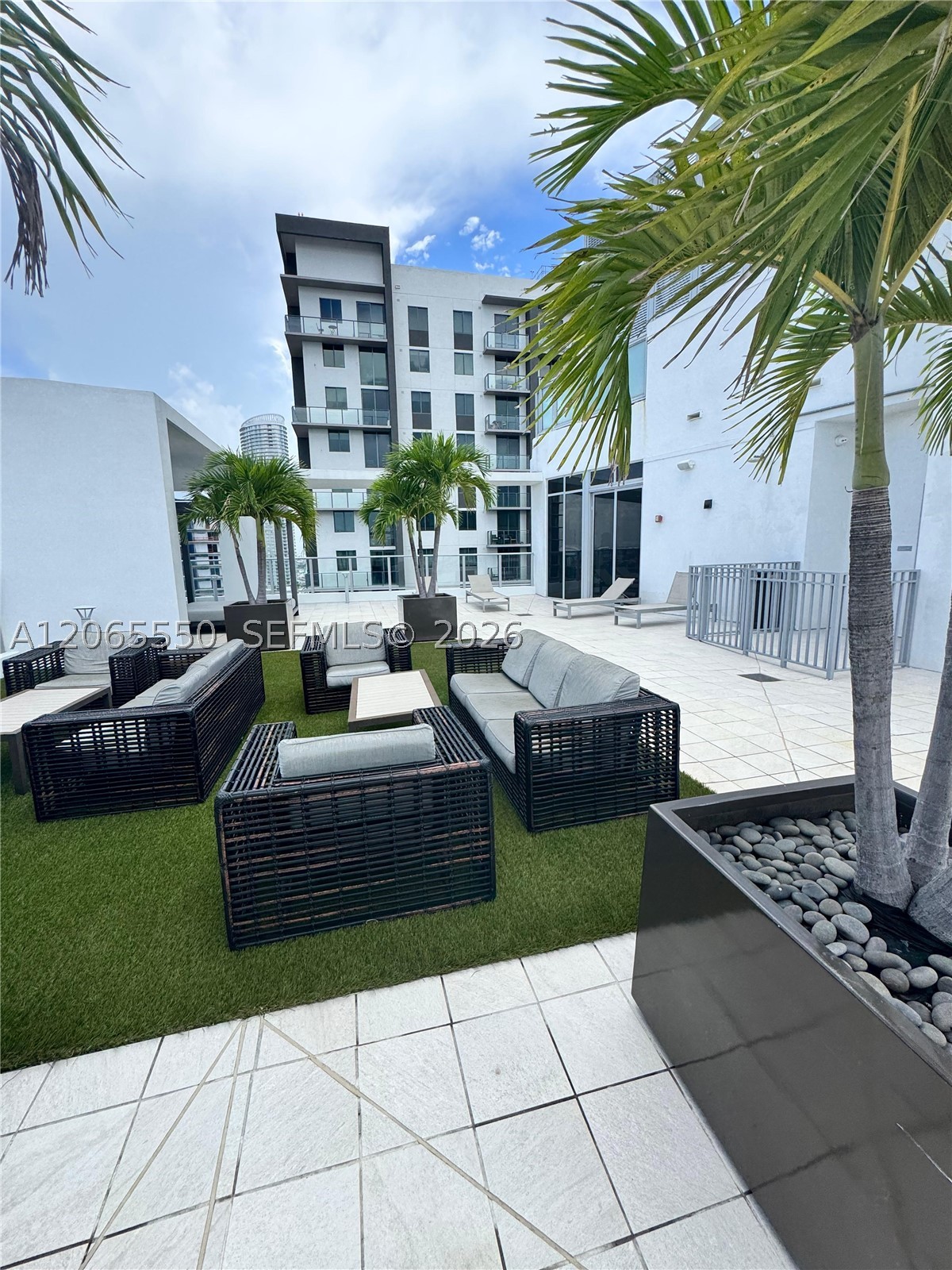 image Brickell Ten16