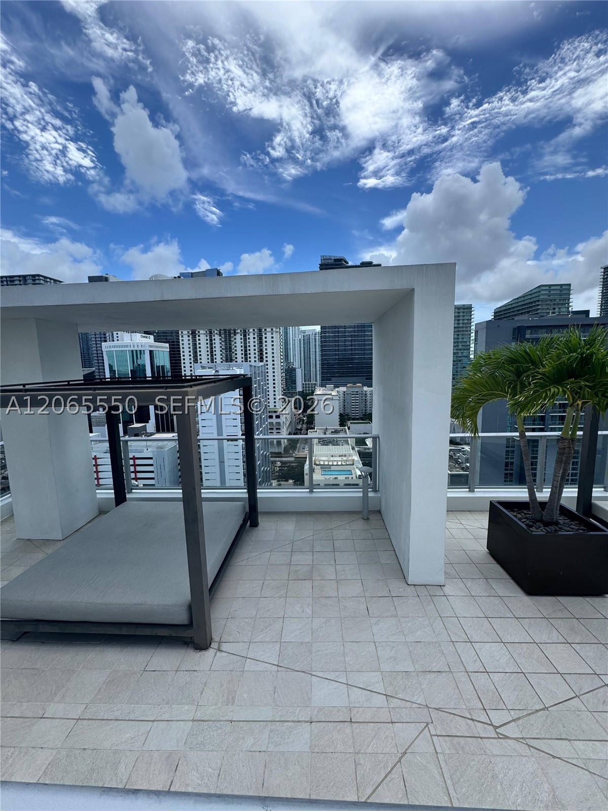 image Brickell Ten20
