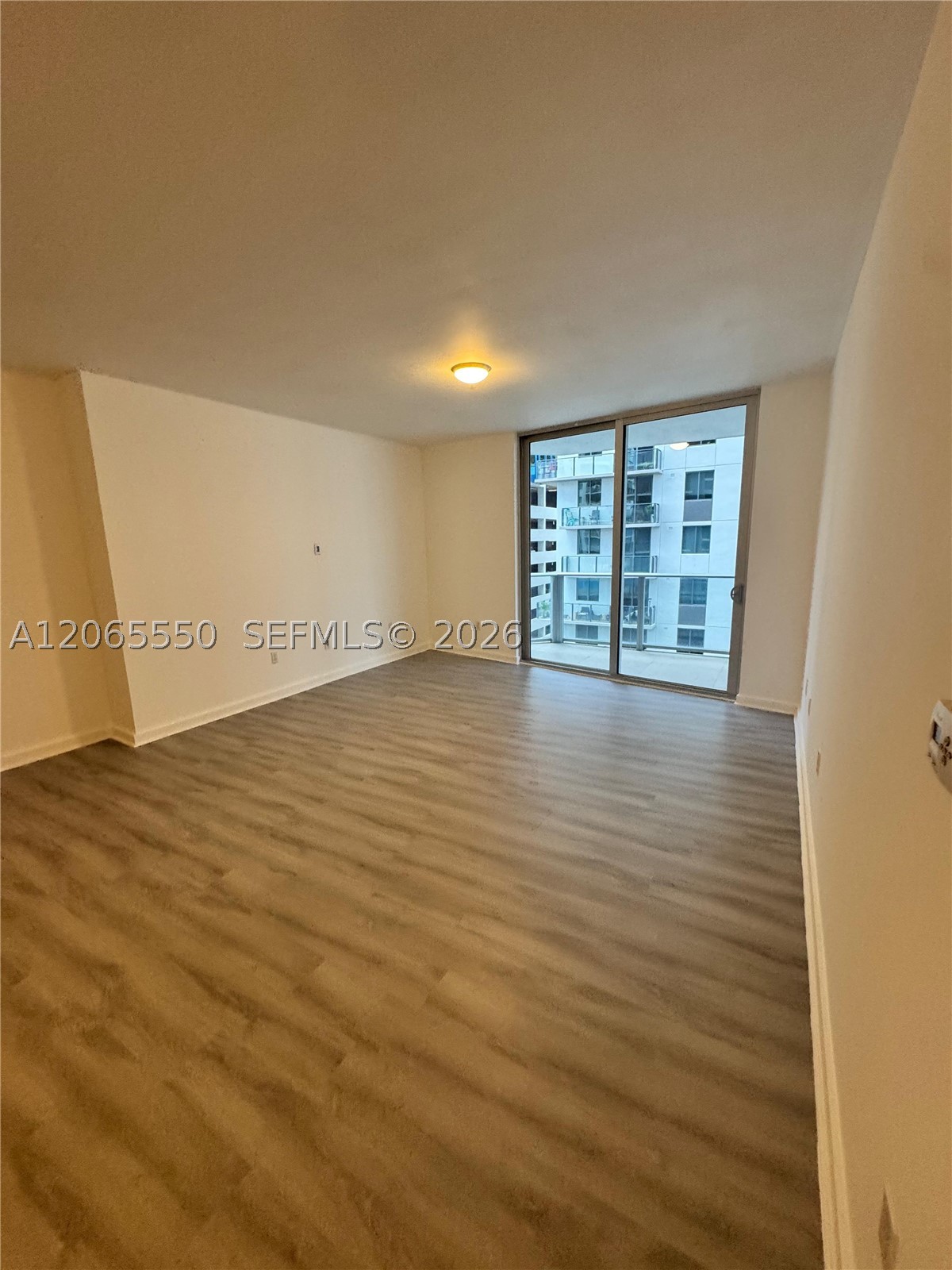 image Brickell Ten7