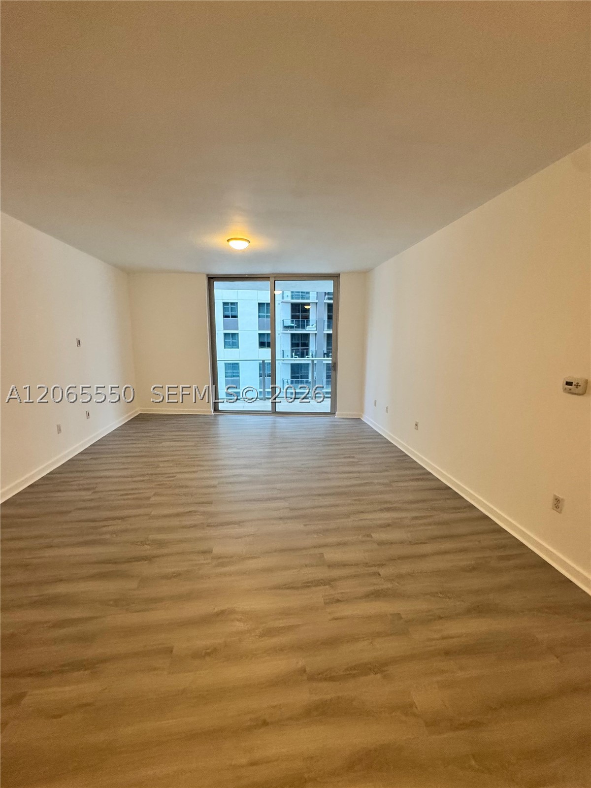 image Brickell Ten8