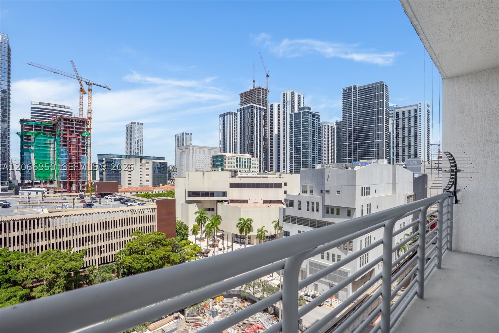 image Loft Downtown I14