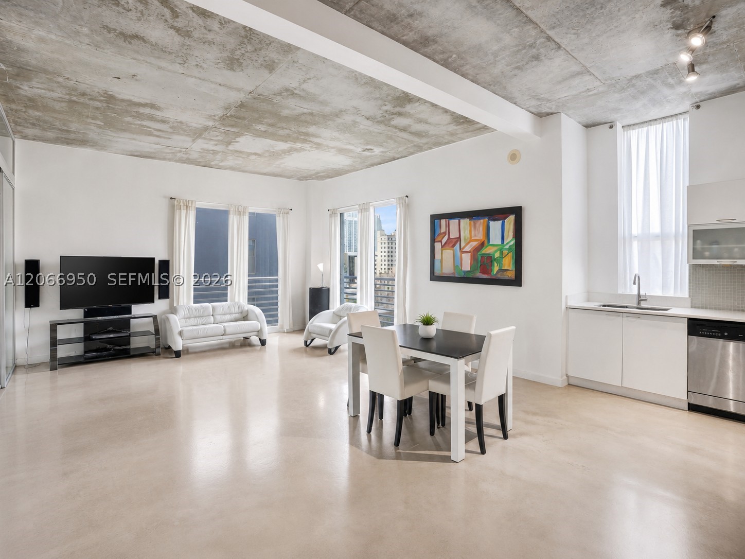 image Loft Downtown I1