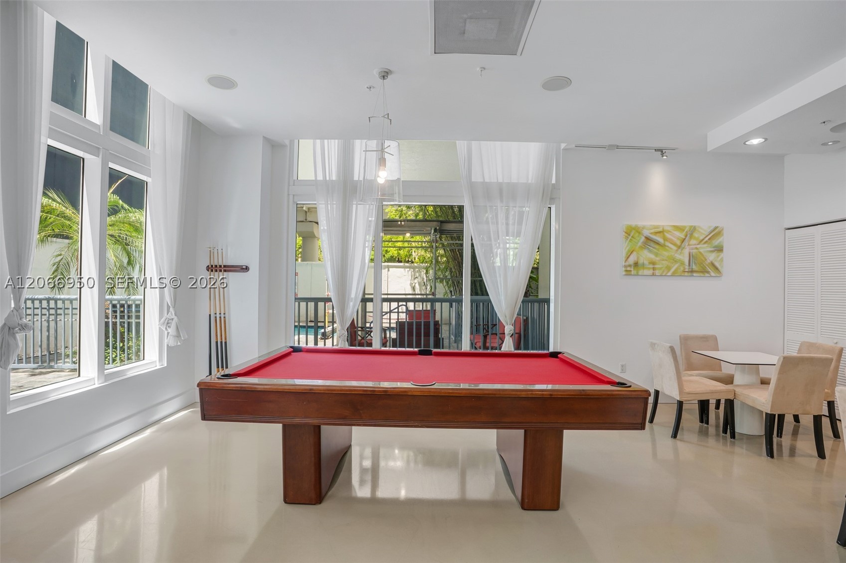 image Loft Downtown I22