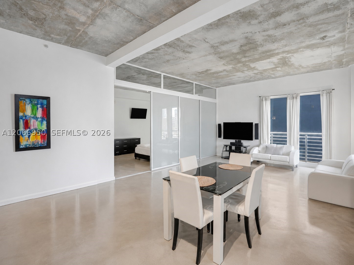 image Loft Downtown I2