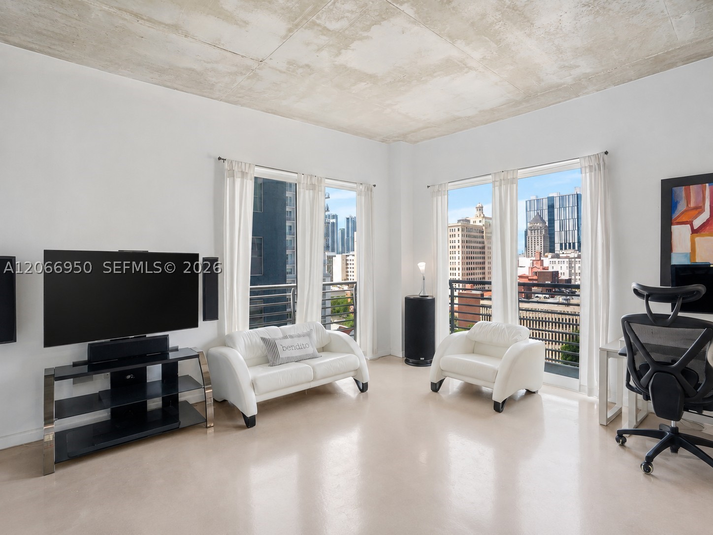 image Loft Downtown I4
