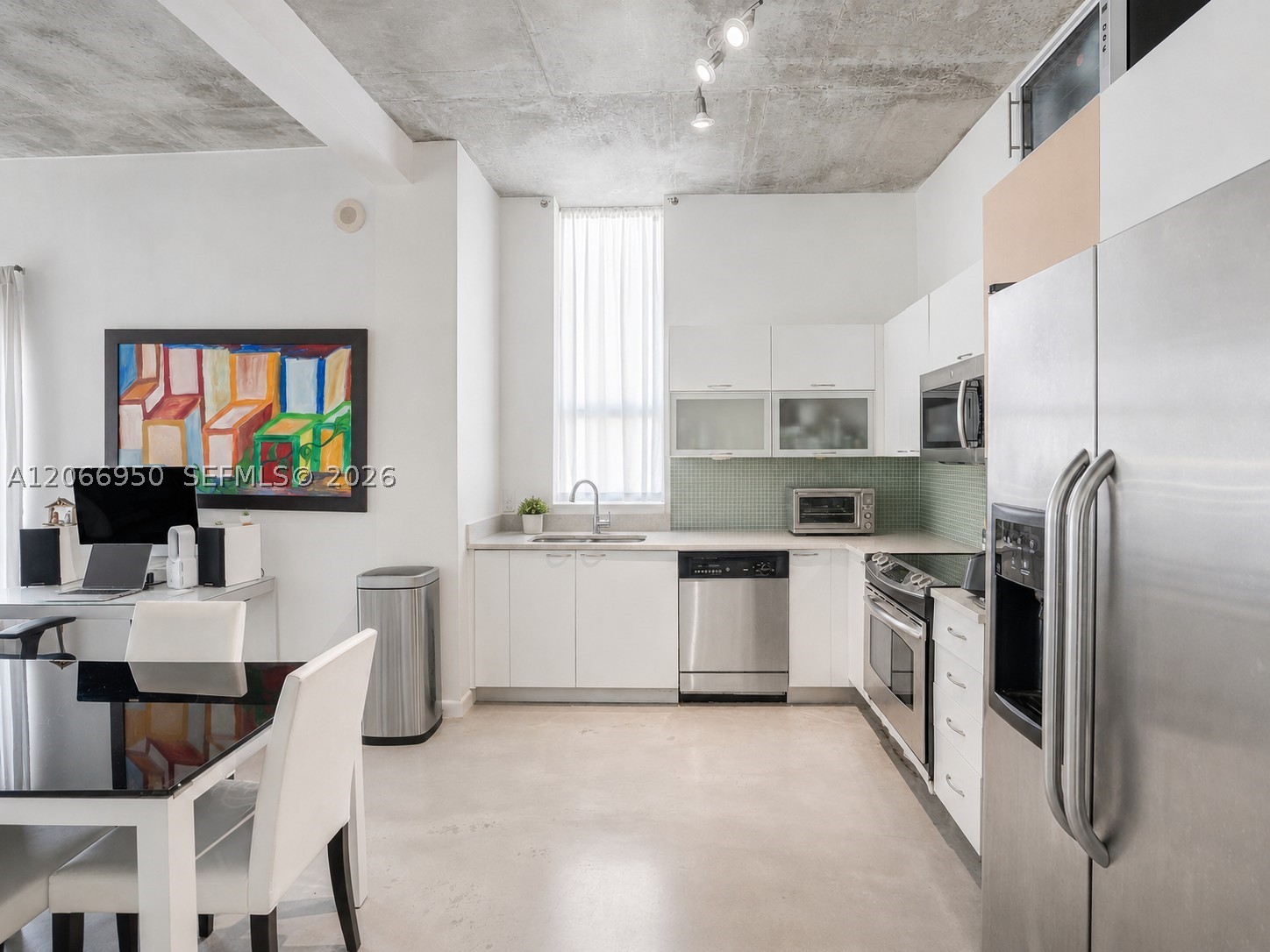 image Loft Downtown I6