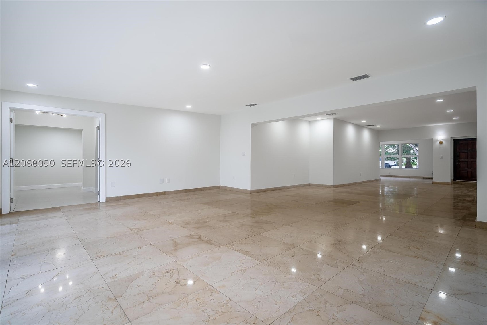 1710 Cleveland Rd Miami Beach, FL 33141