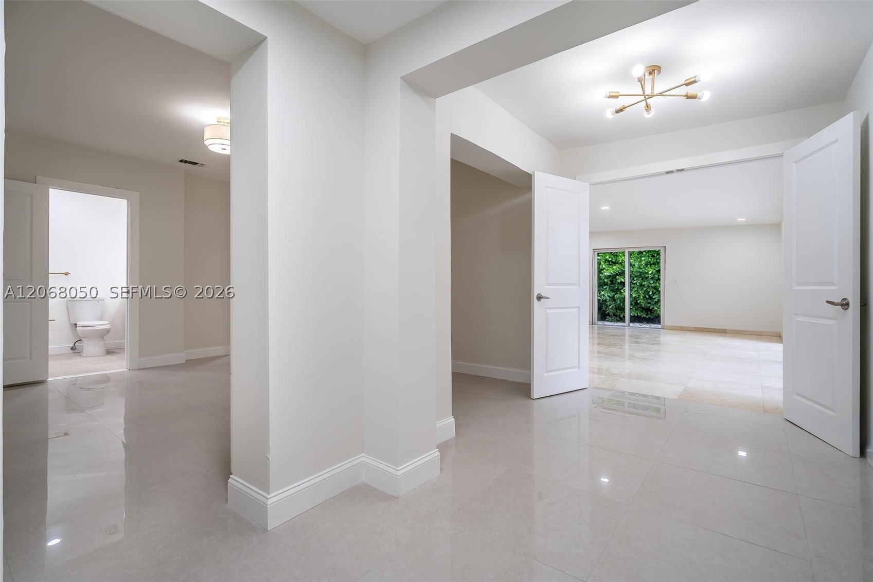 1710 Cleveland Rd Miami Beach, FL 33141