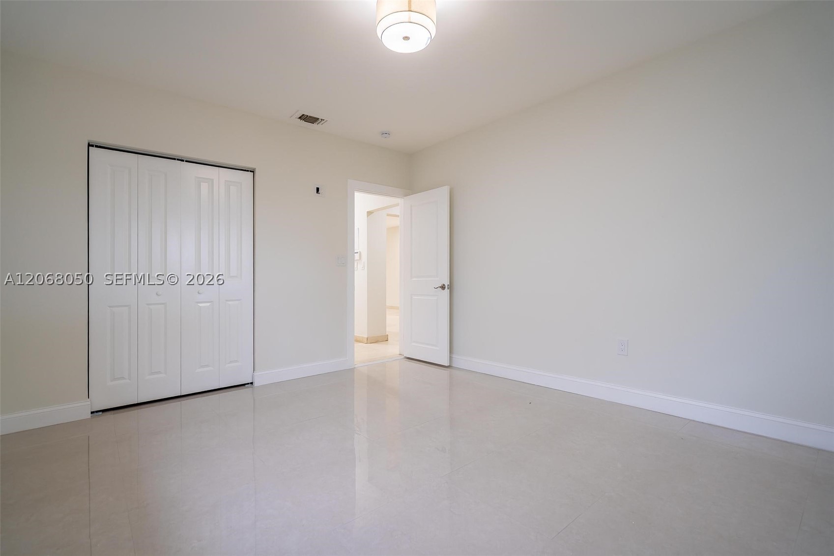 1710 Cleveland Rd Miami Beach, FL 33141