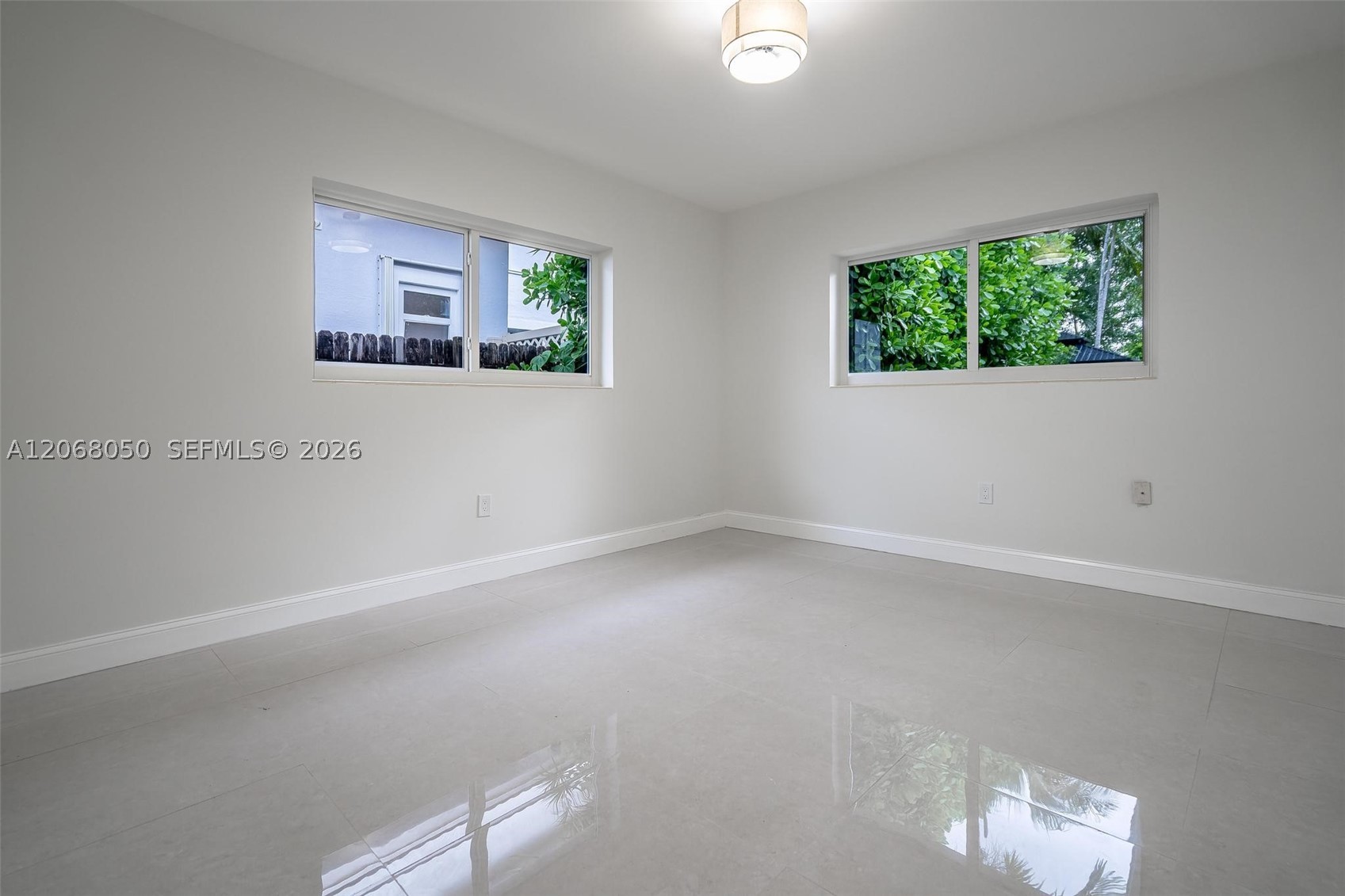 1710 Cleveland Rd Miami Beach, FL 33141