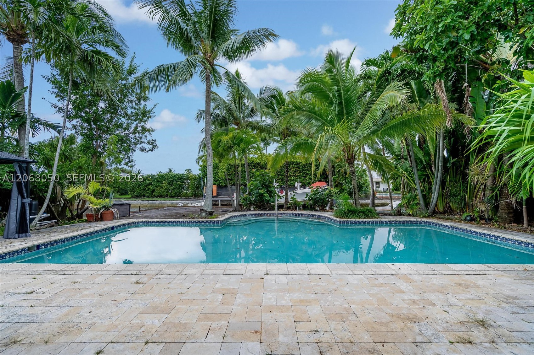 1710 Cleveland Rd Miami Beach, FL 33141