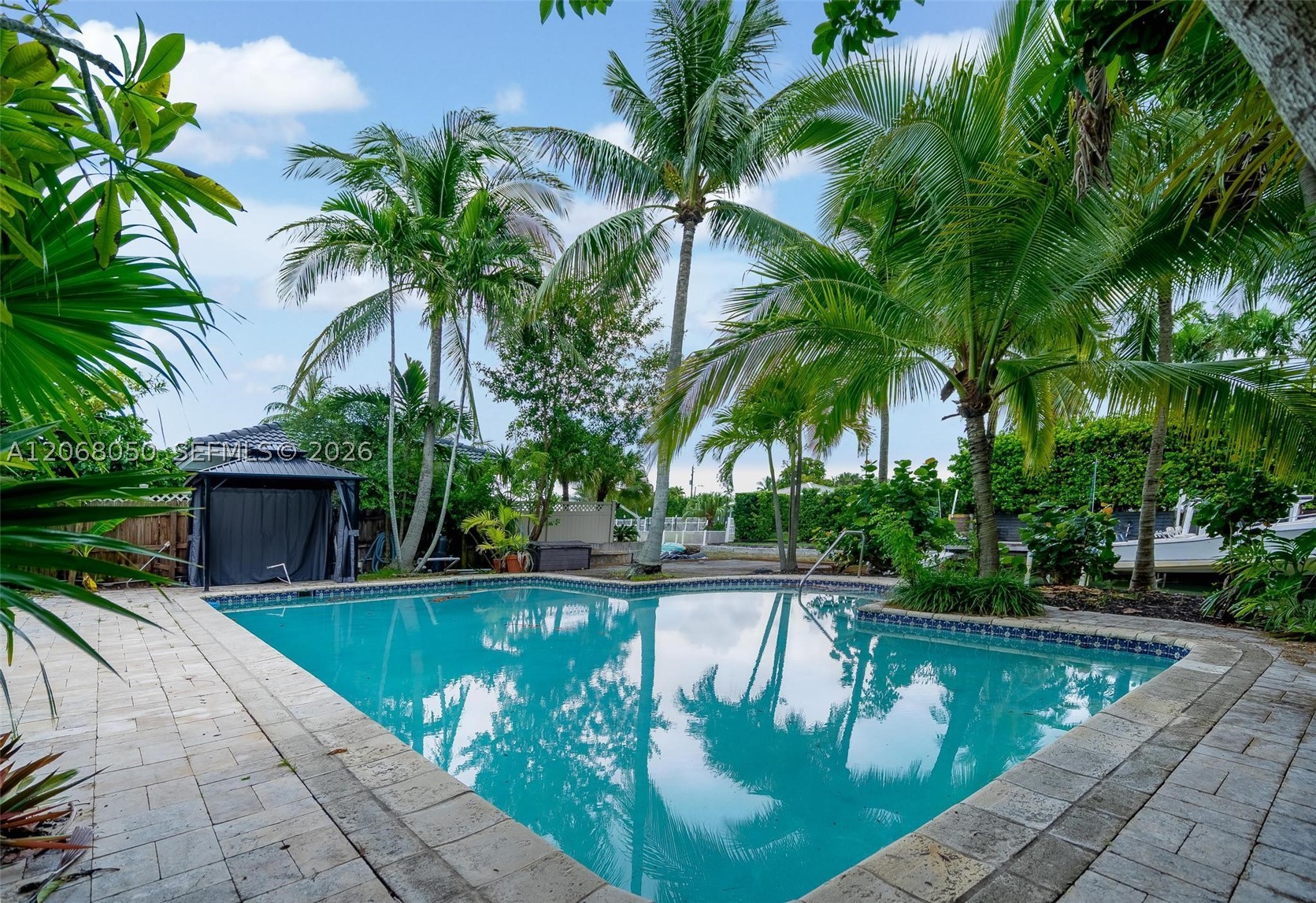 1710 Cleveland Rd Miami Beach, FL 33141