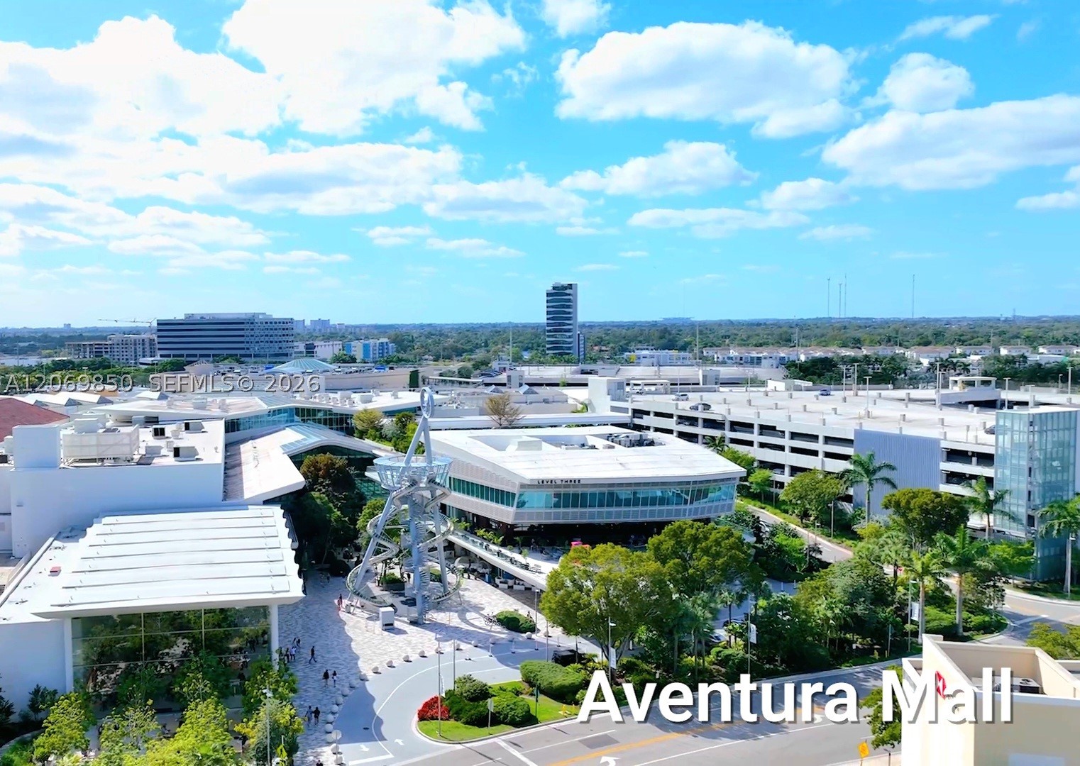 image The Venture at Aventura12