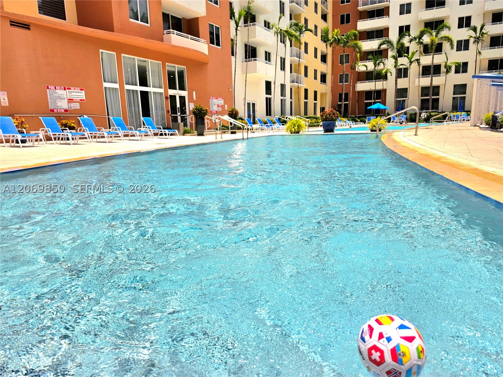 image The Venture at Aventura46