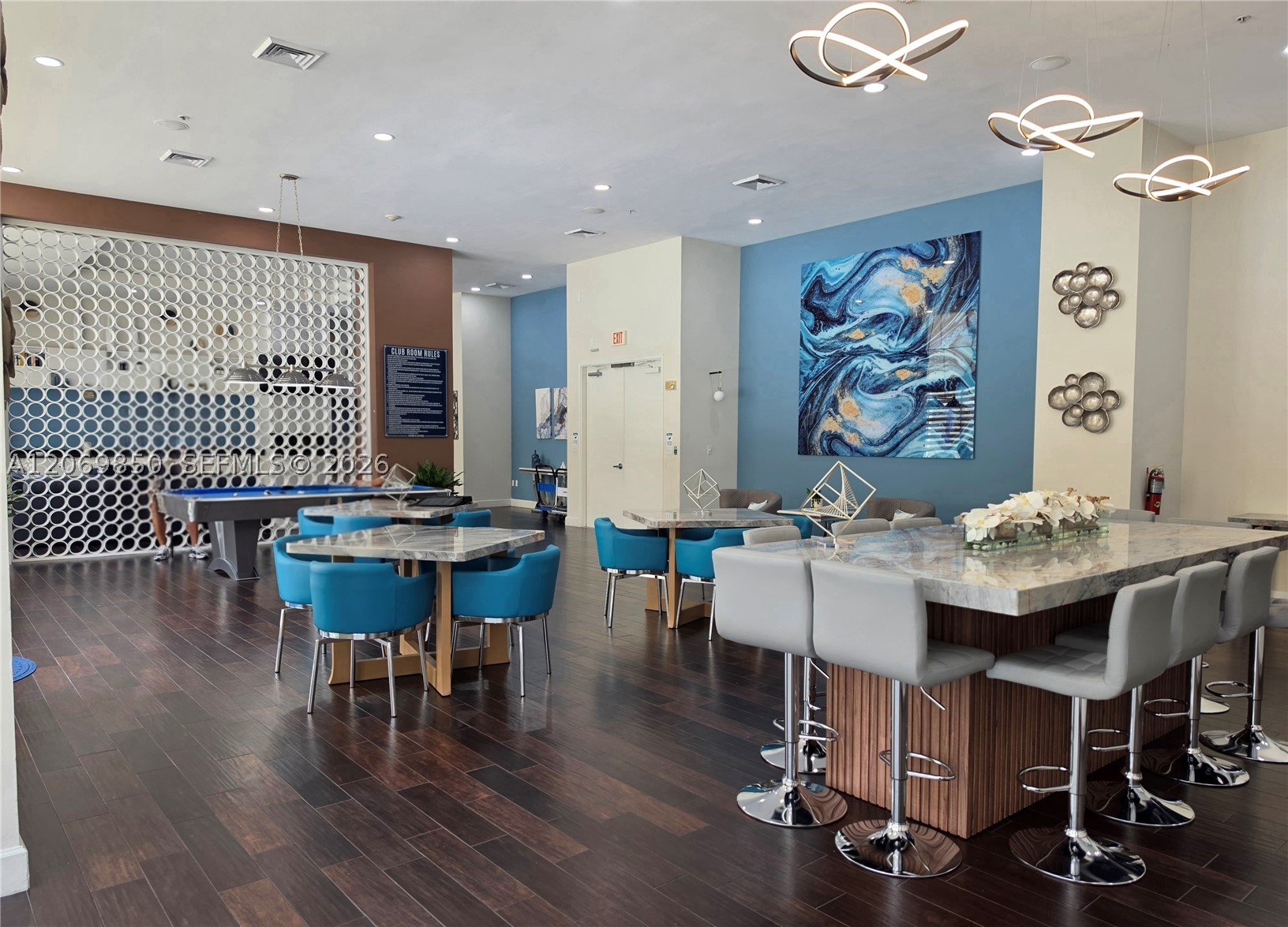 image The Venture at Aventura55