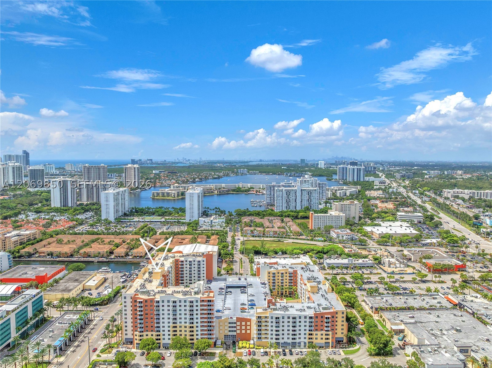 image The Venture at Aventura61