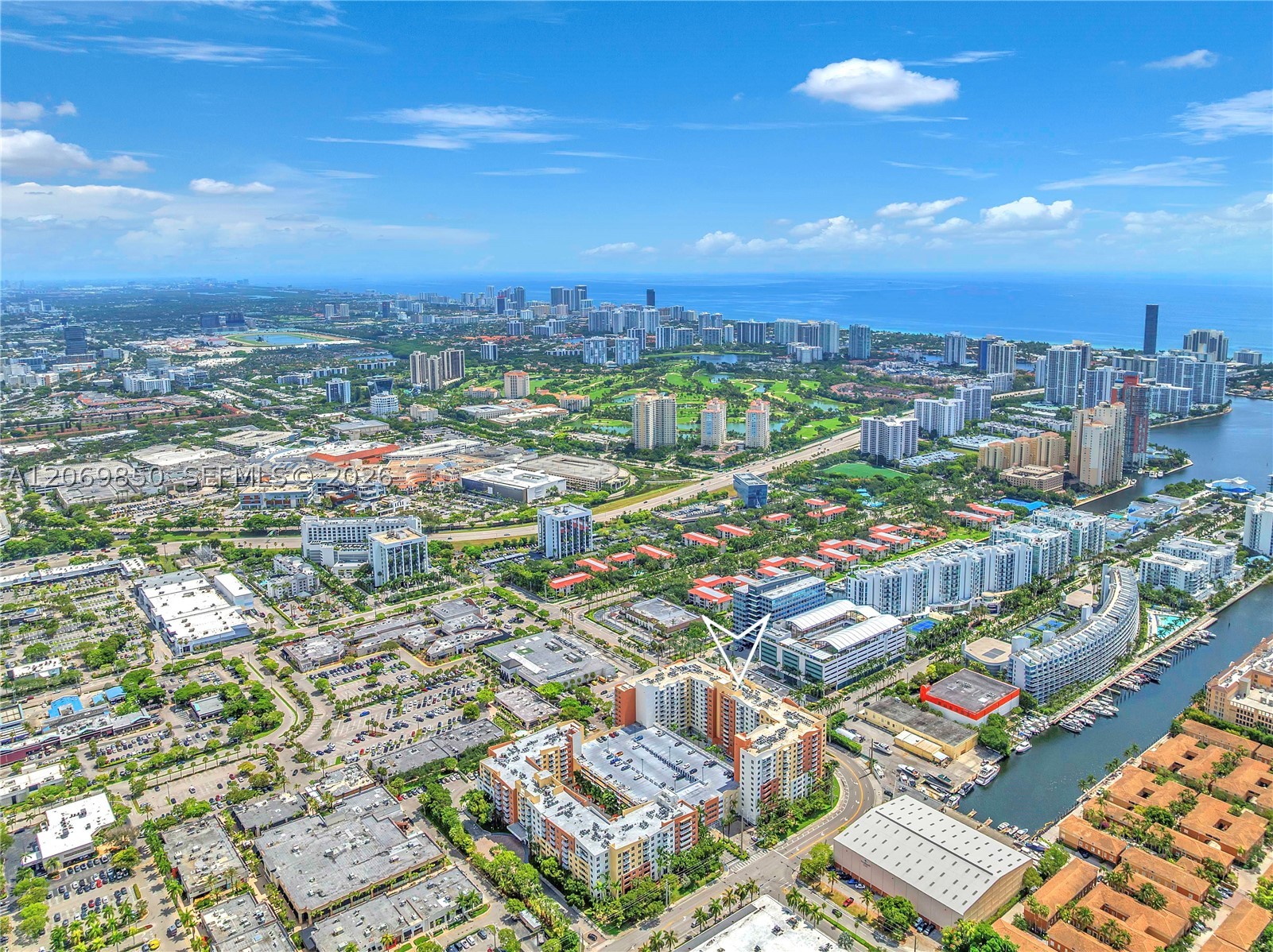 image The Venture at Aventura67