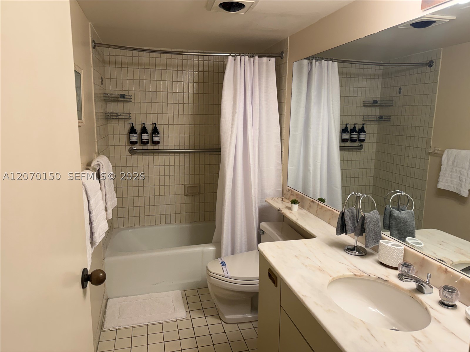 101 Crandon Blvd #265 Key Biscayne, FL 33149