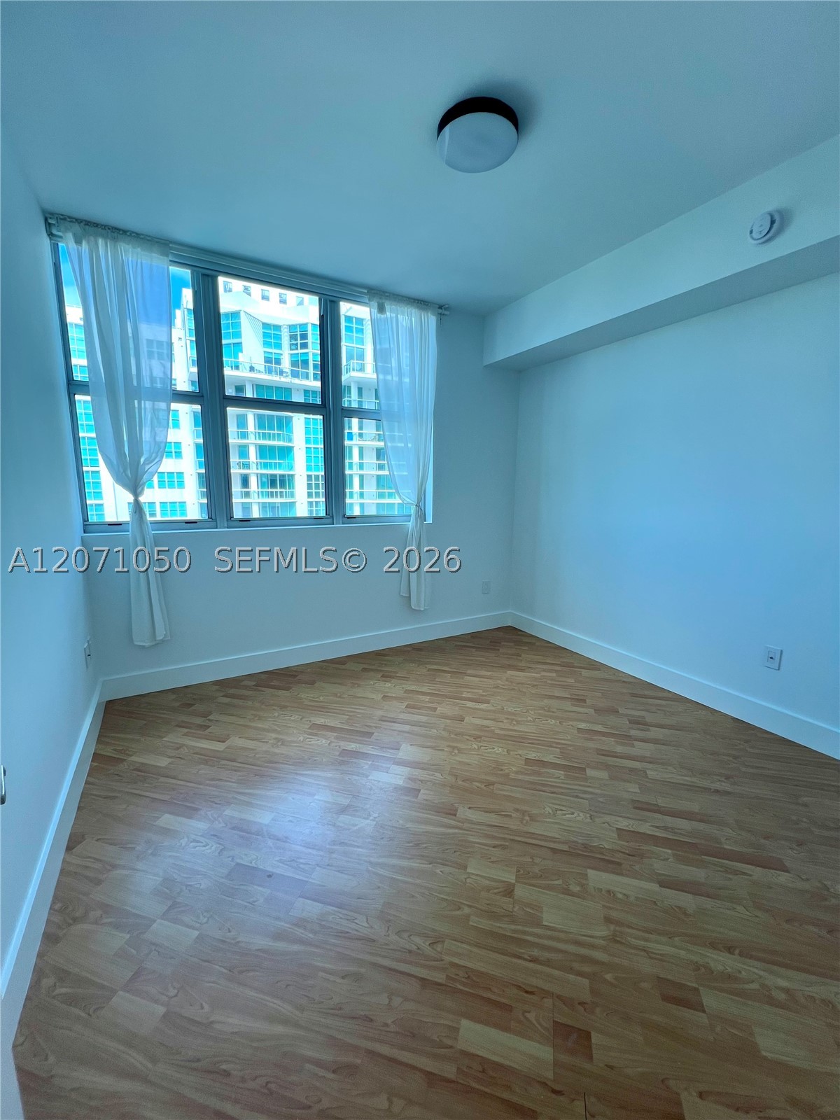 3131 NE 188th St #1-801 Aventura, FL 33180
