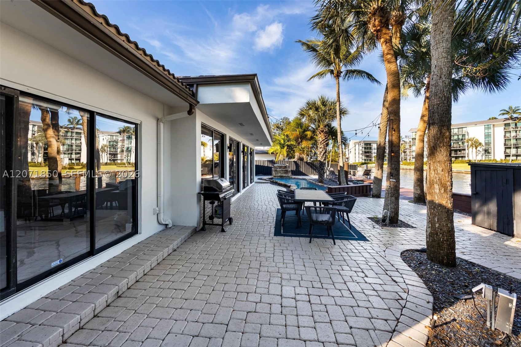 1030 SW 14th Ter Fort Lauderdale, FL 33312