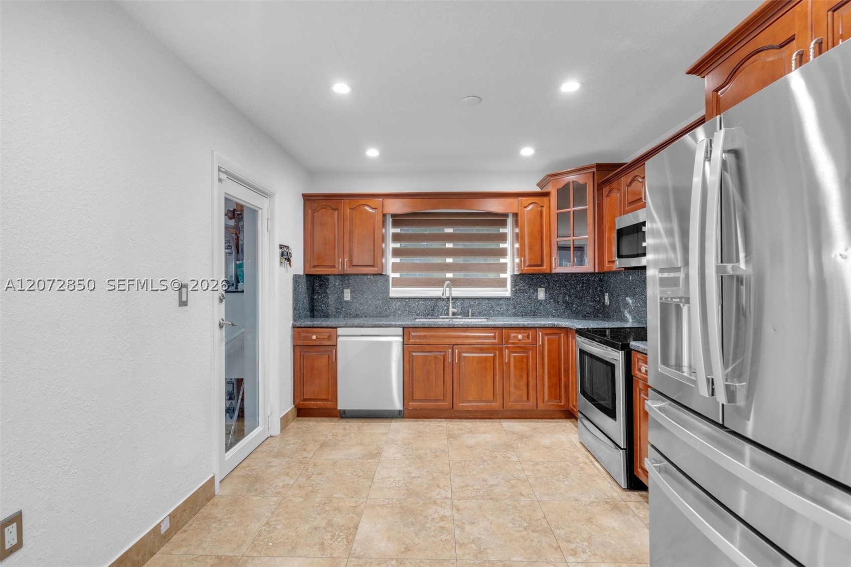 5330 SW 7th St Miami, FL 33134