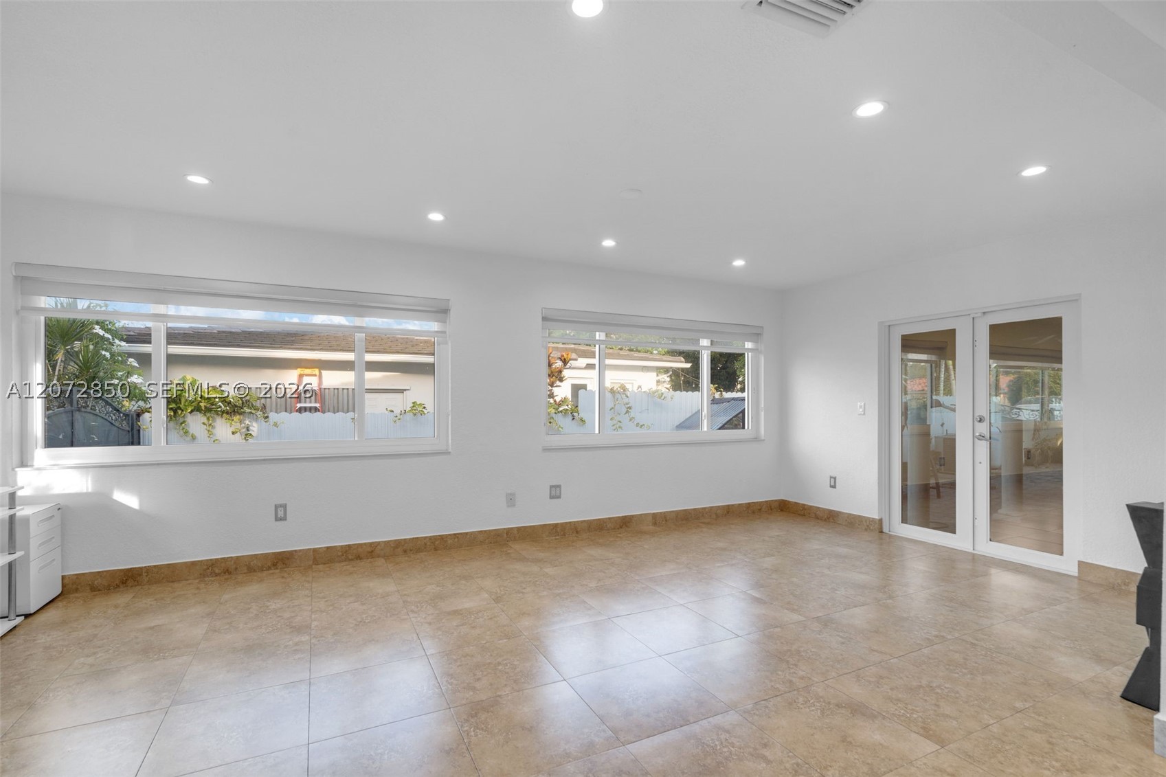 5330 SW 7th St Miami, FL 33134