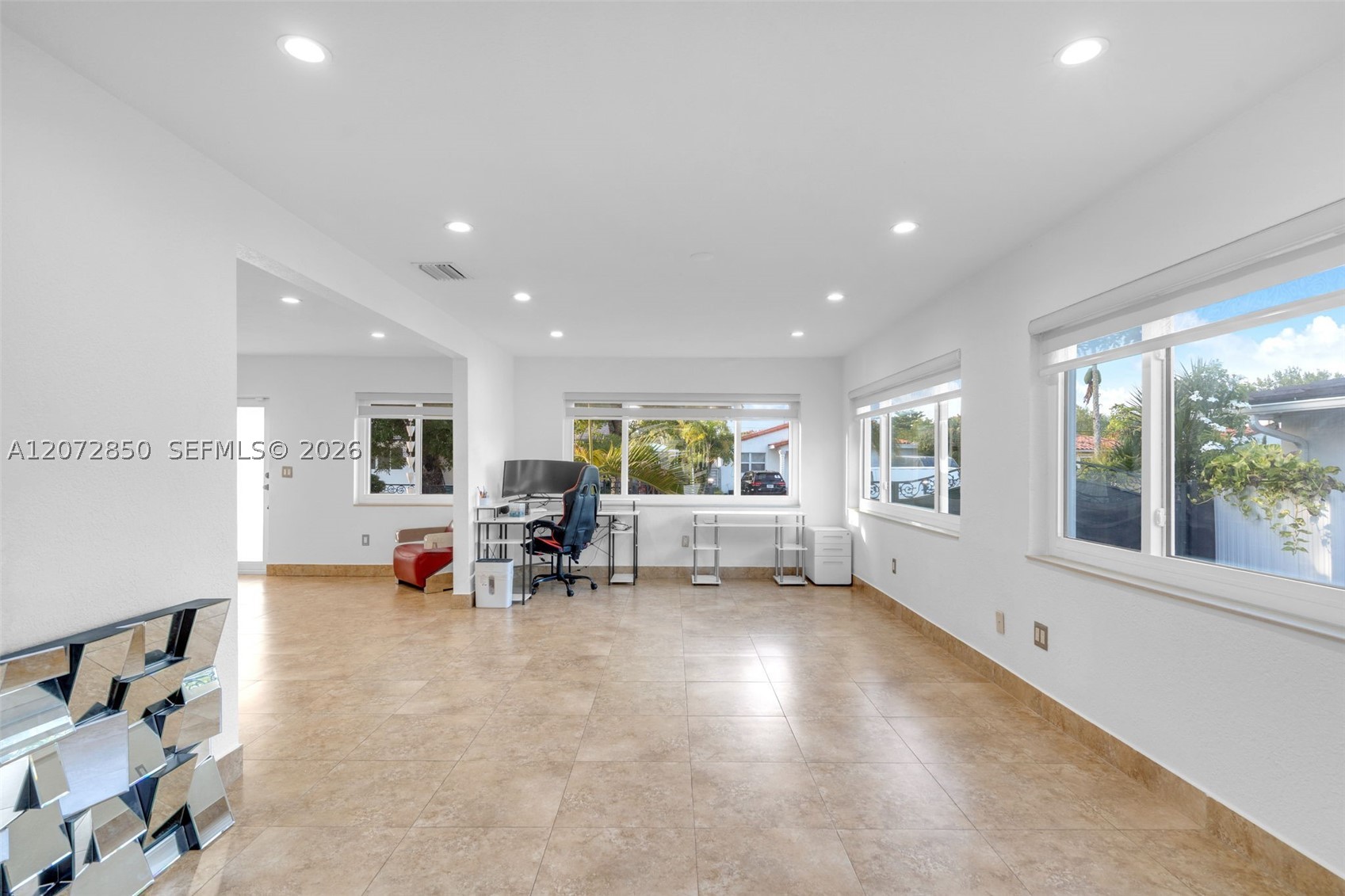 5330 SW 7th St Miami, FL 33134