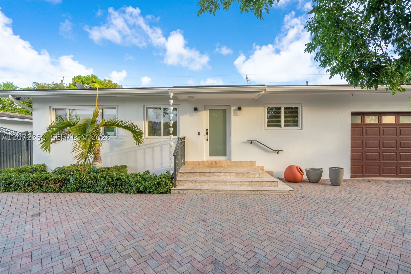 5330 SW 7th St Miami, FL 33134