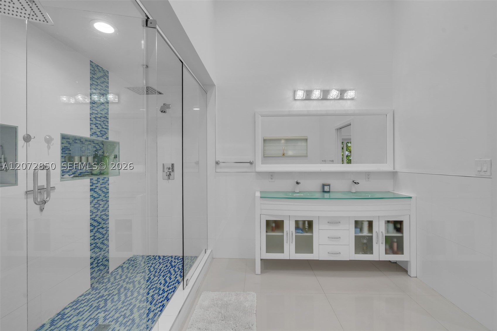 5330 SW 7th St Miami, FL 33134