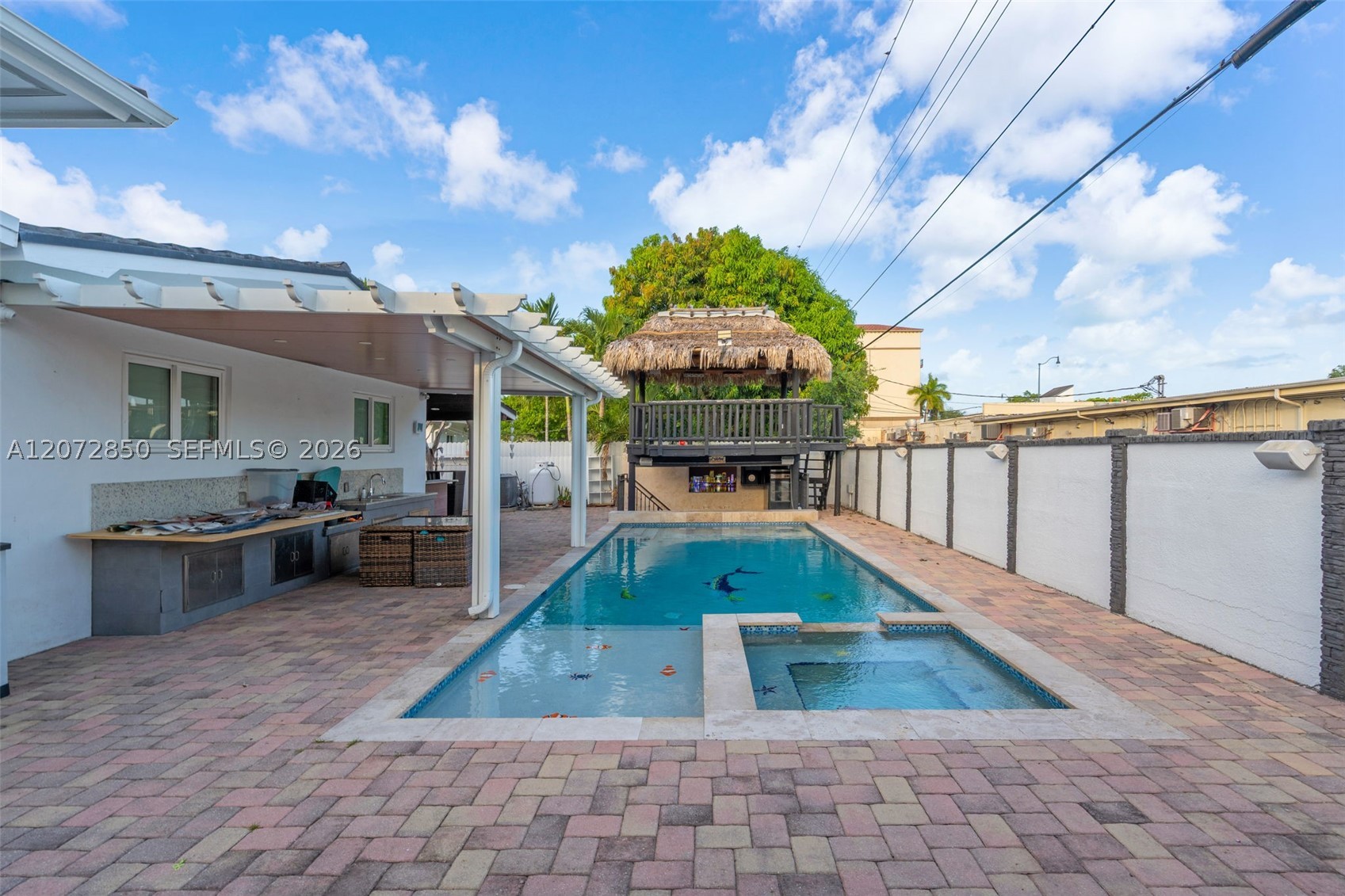 5330 SW 7th St Miami, FL 33134