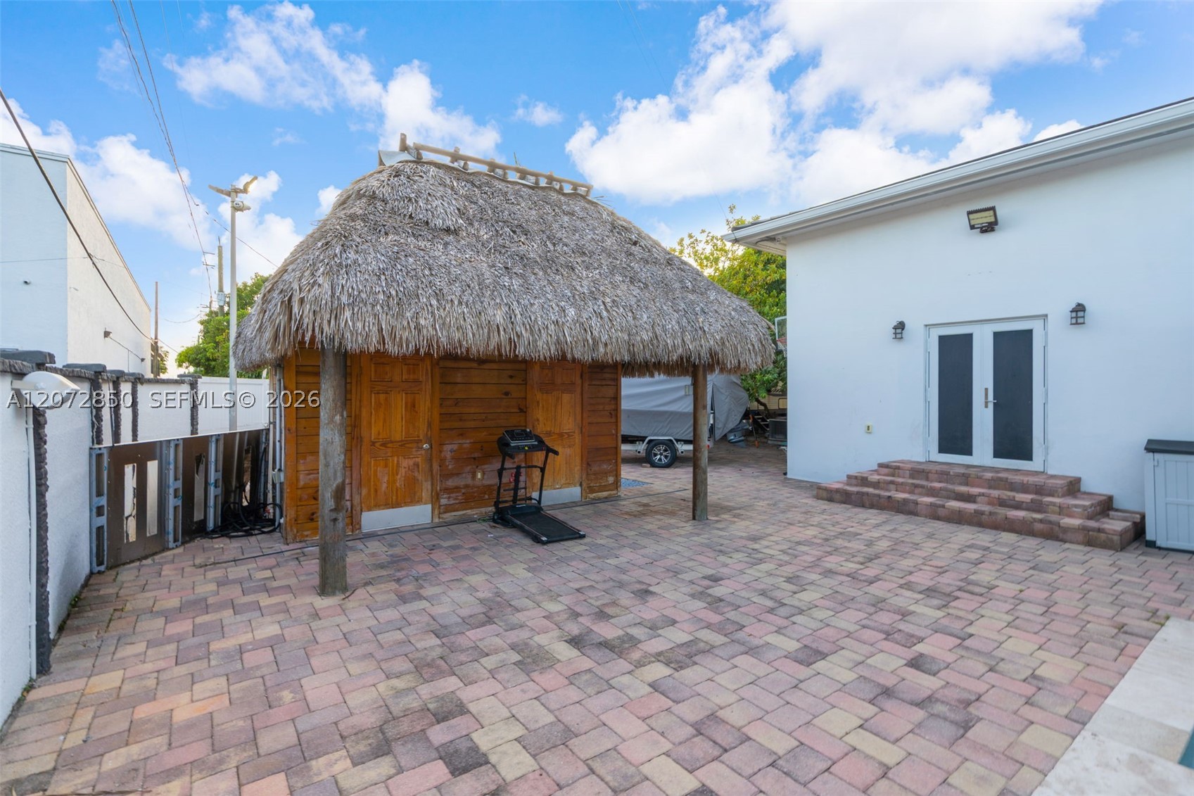 5330 SW 7th St Miami, FL 33134