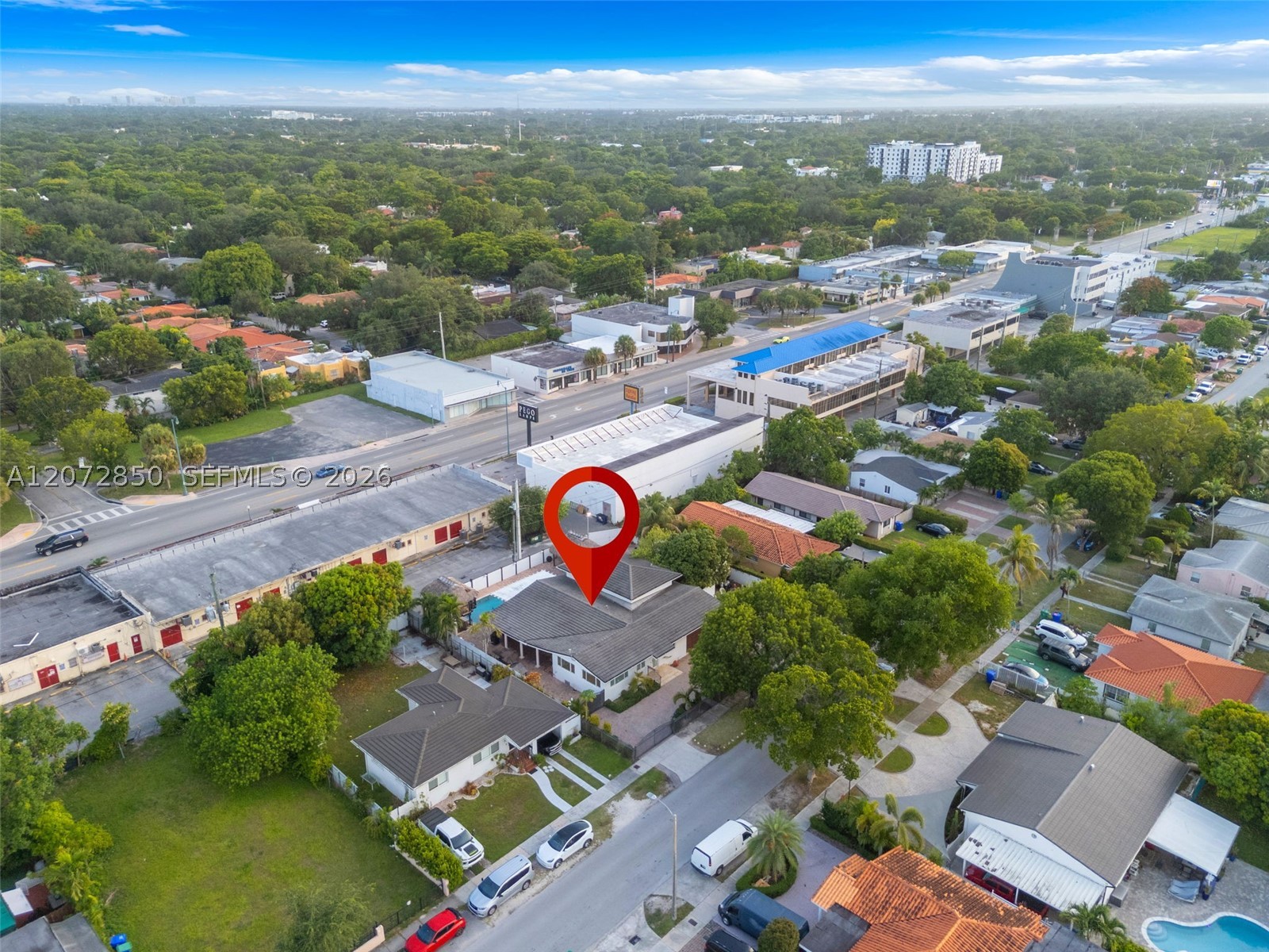 5330 SW 7th St Miami, FL 33134