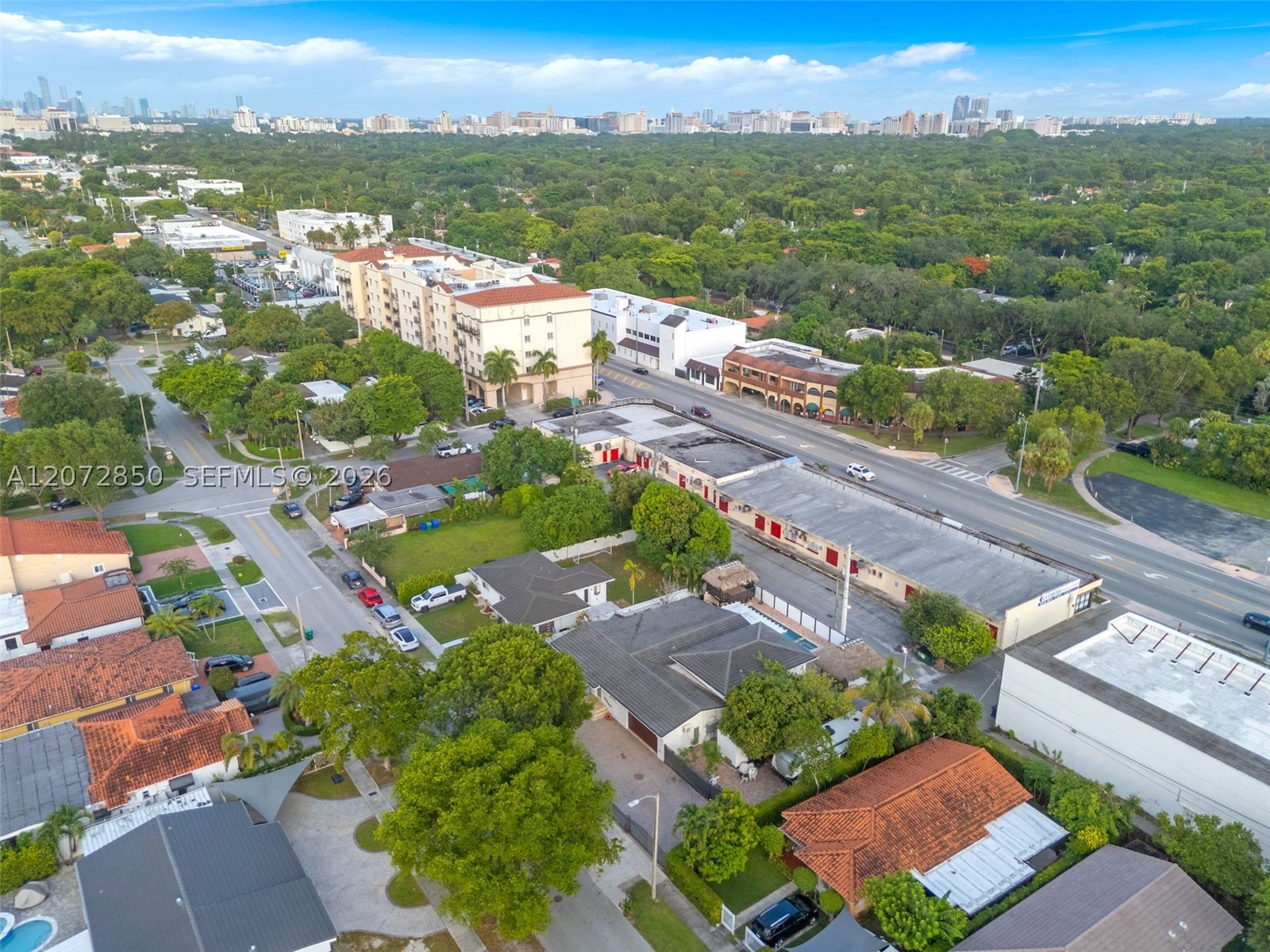 5330 SW 7th St Miami, FL 33134
