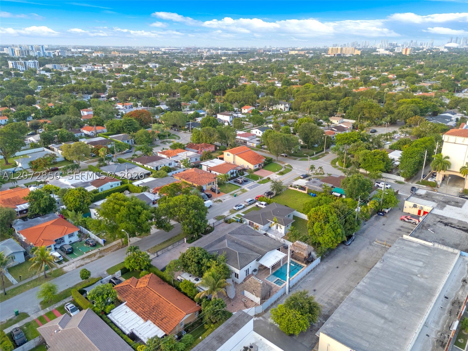 5330 SW 7th St Miami, FL 33134