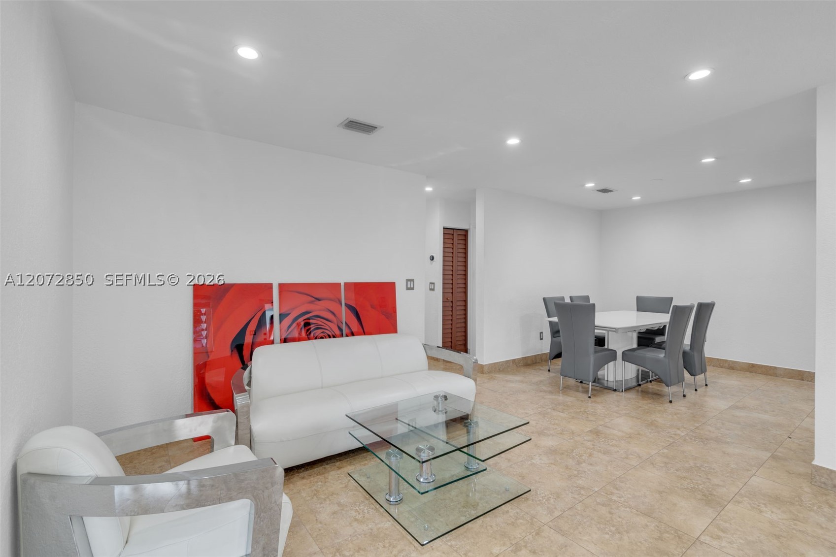 5330 SW 7th St Miami, FL 33134