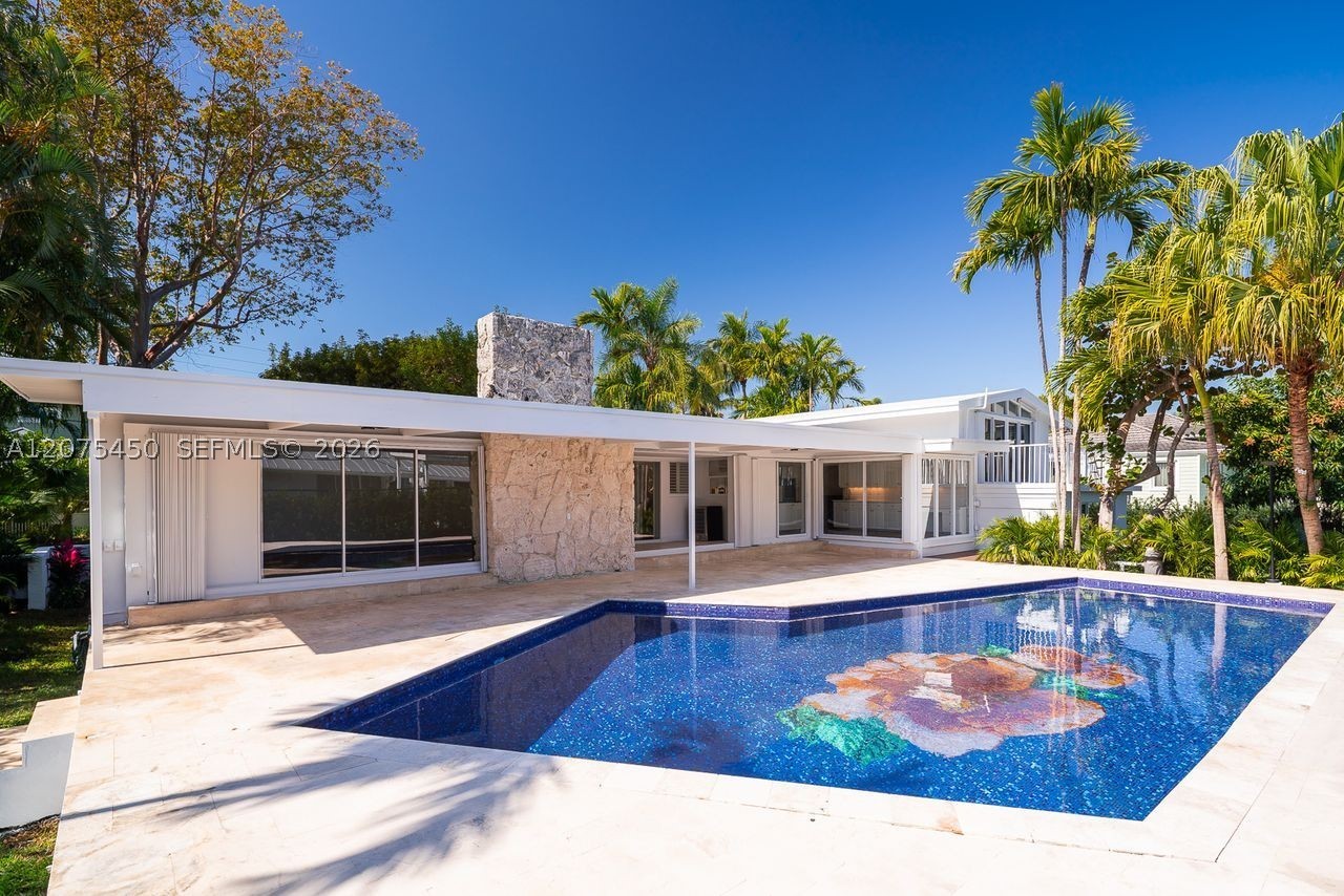 669 S Mashta Dr Key Biscayne, FL 33149