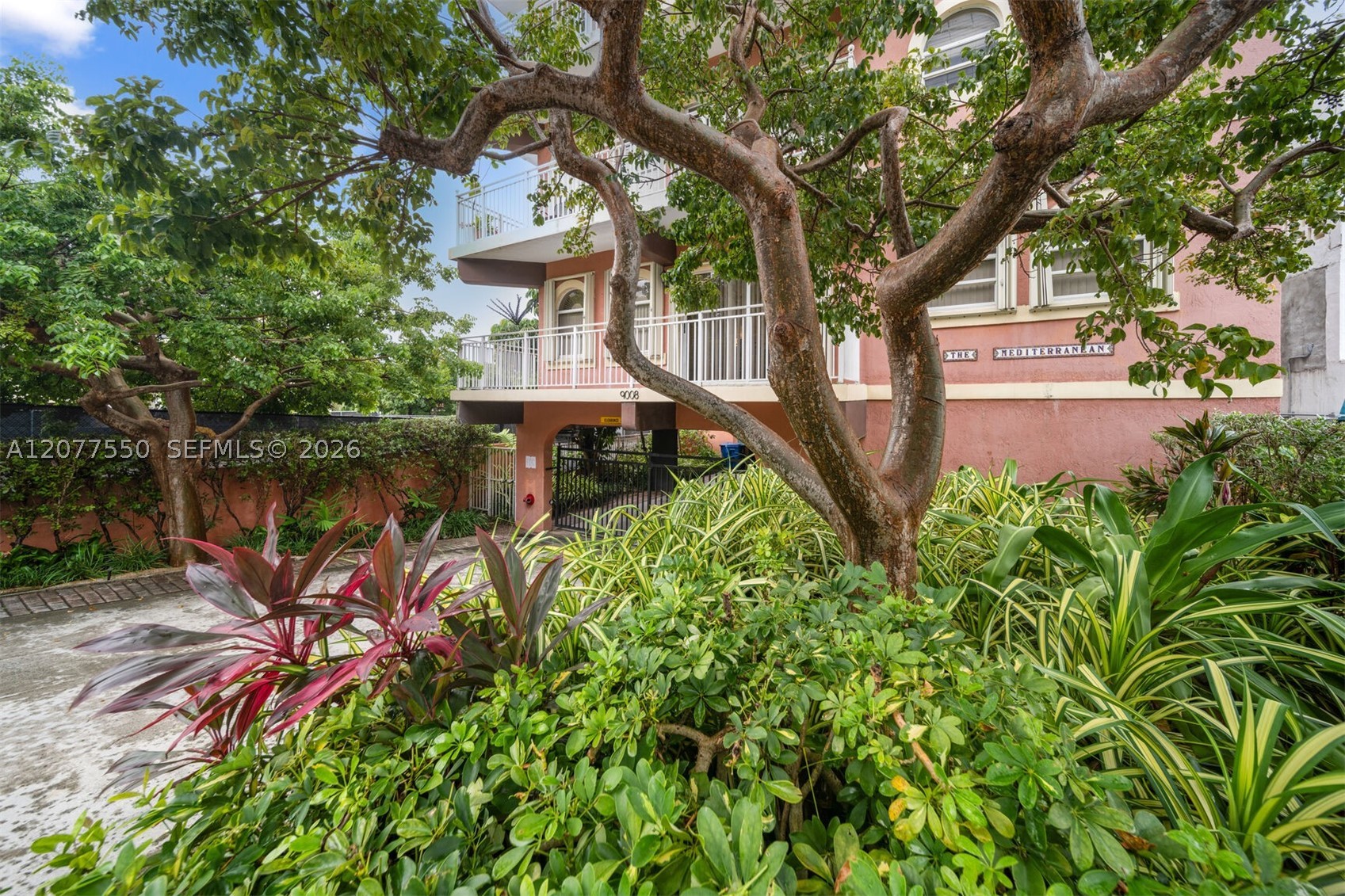 9008 Collins Ave #402 Surfside, FL 33154