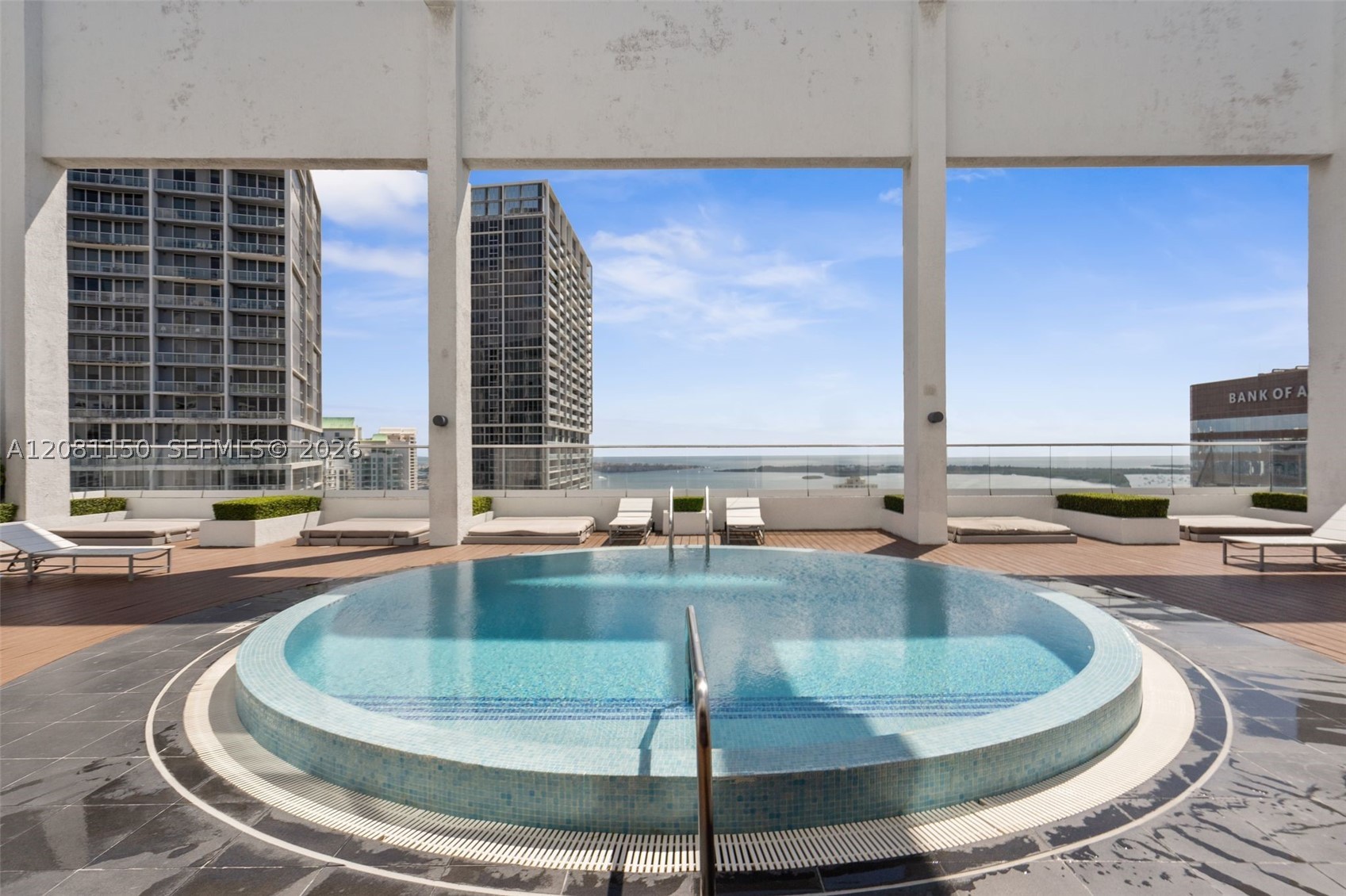 image 500 Brickell East17