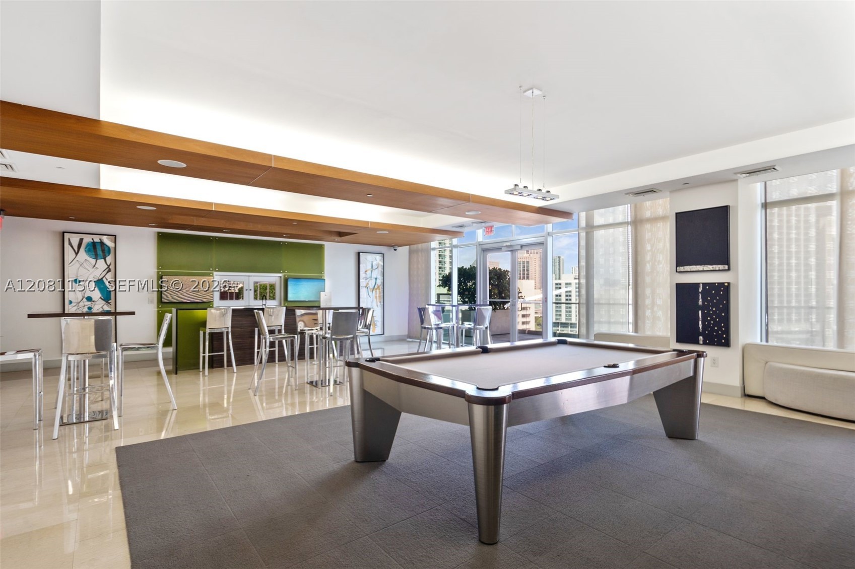 image 500 Brickell East19