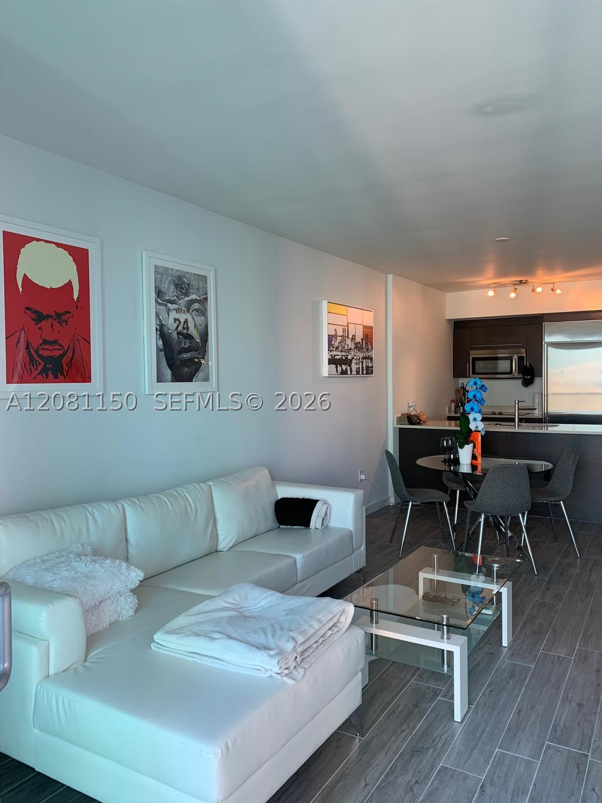 image 500 Brickell East6