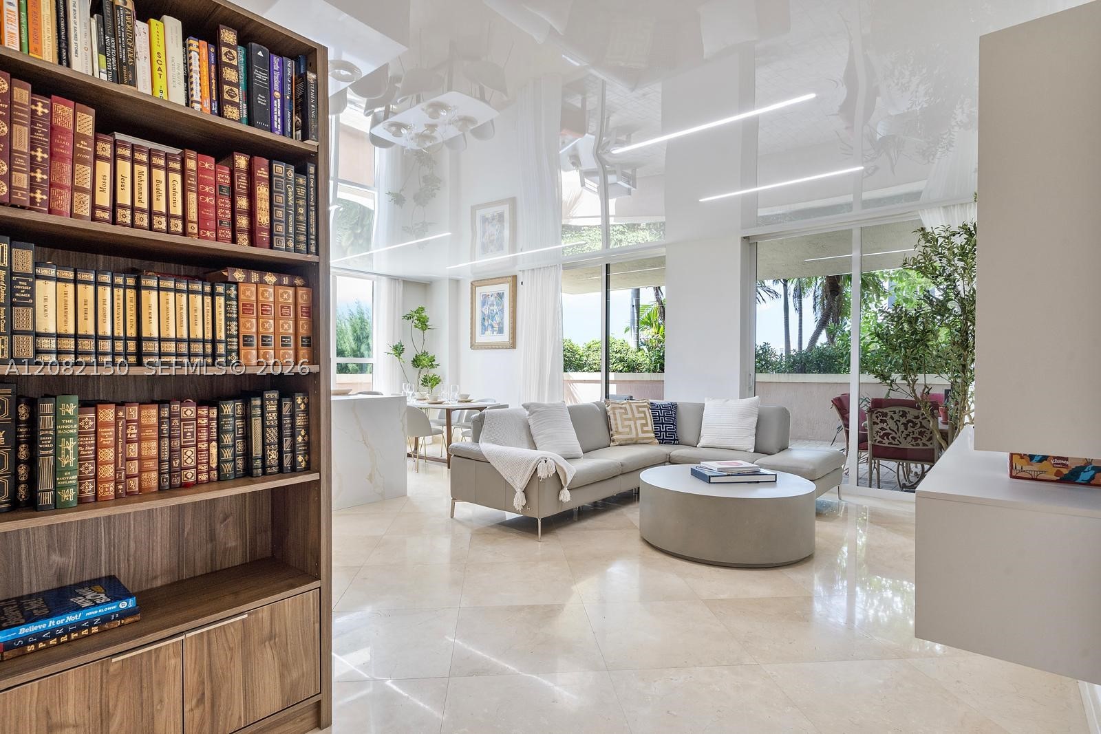 17555 Atlantic Blvd #508 Sunny Isles Beach, FL 33160