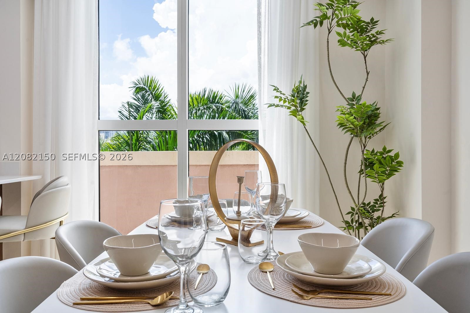 17555 Atlantic Blvd #508 Sunny Isles Beach, FL 33160