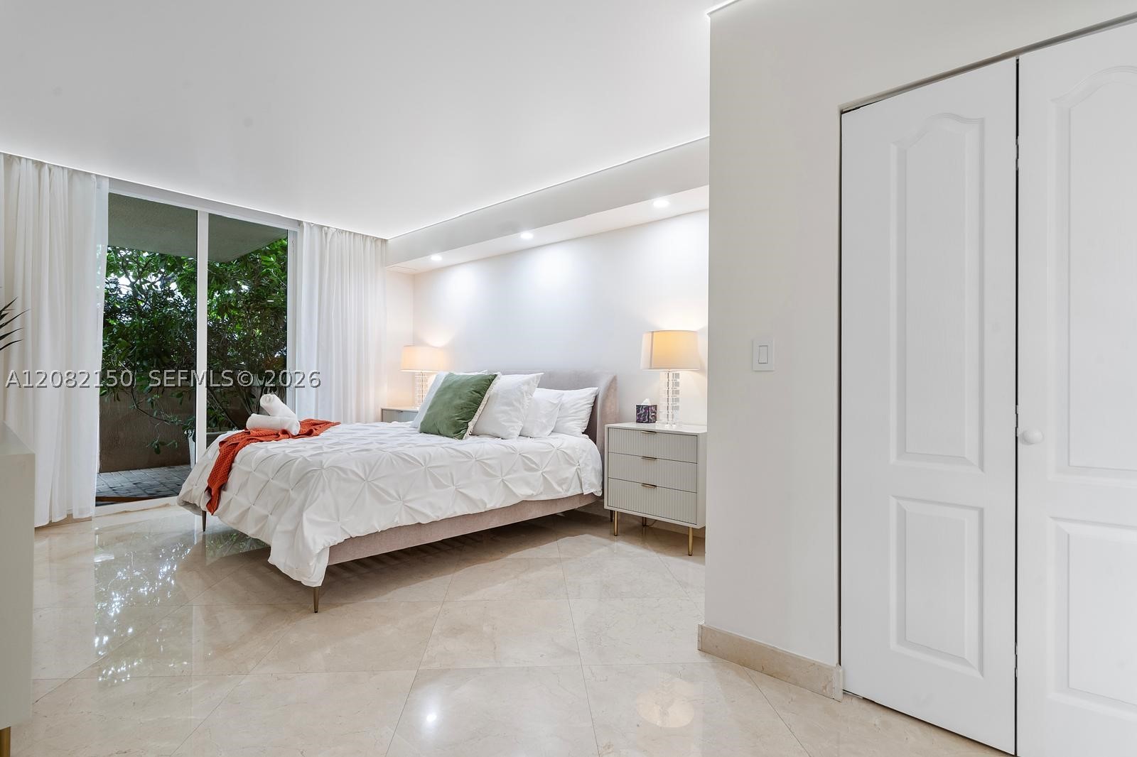 17555 Atlantic Blvd #508 Sunny Isles Beach, FL 33160
